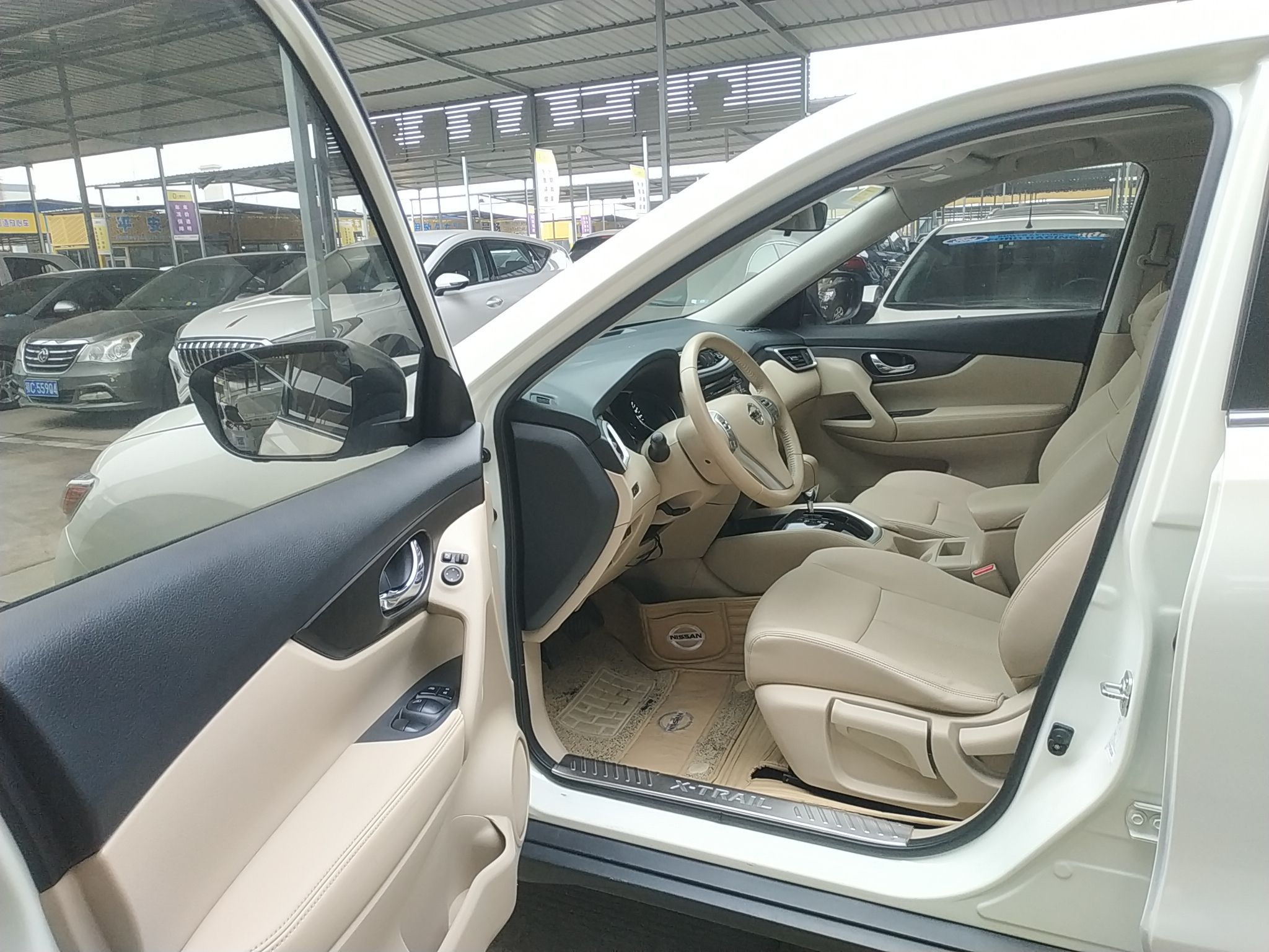 日产 奇骏 2014款 2.0L CVT舒适版 2WD