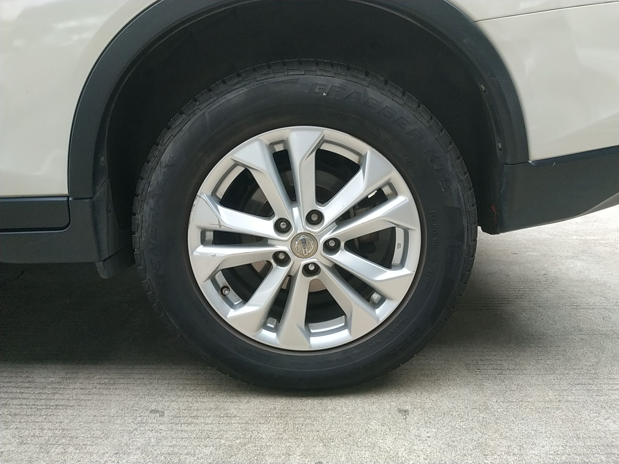 日产 奇骏 2014款 2.0L CVT舒适版 2WD