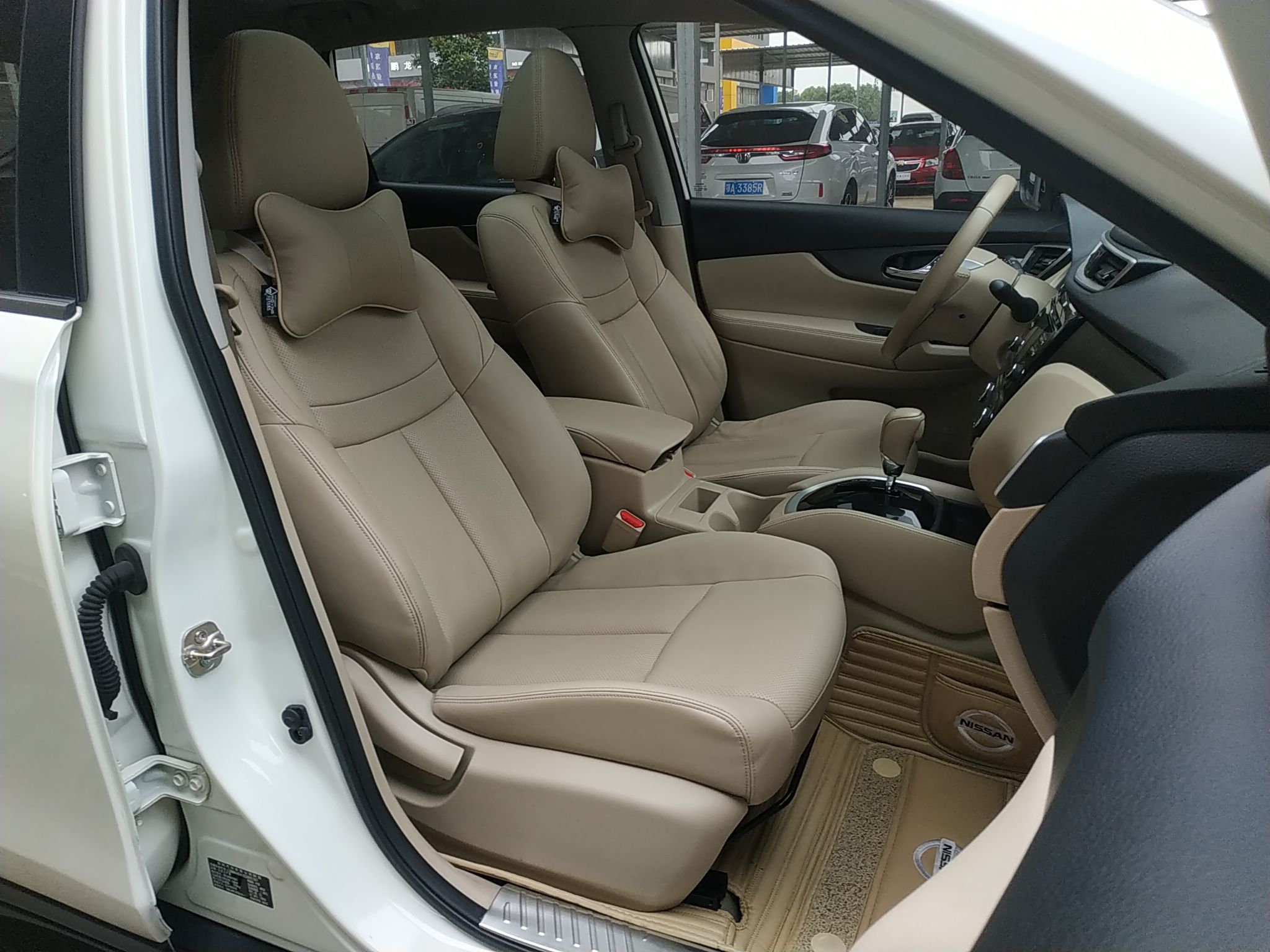 日产 奇骏 2014款 2.0L CVT舒适版 2WD