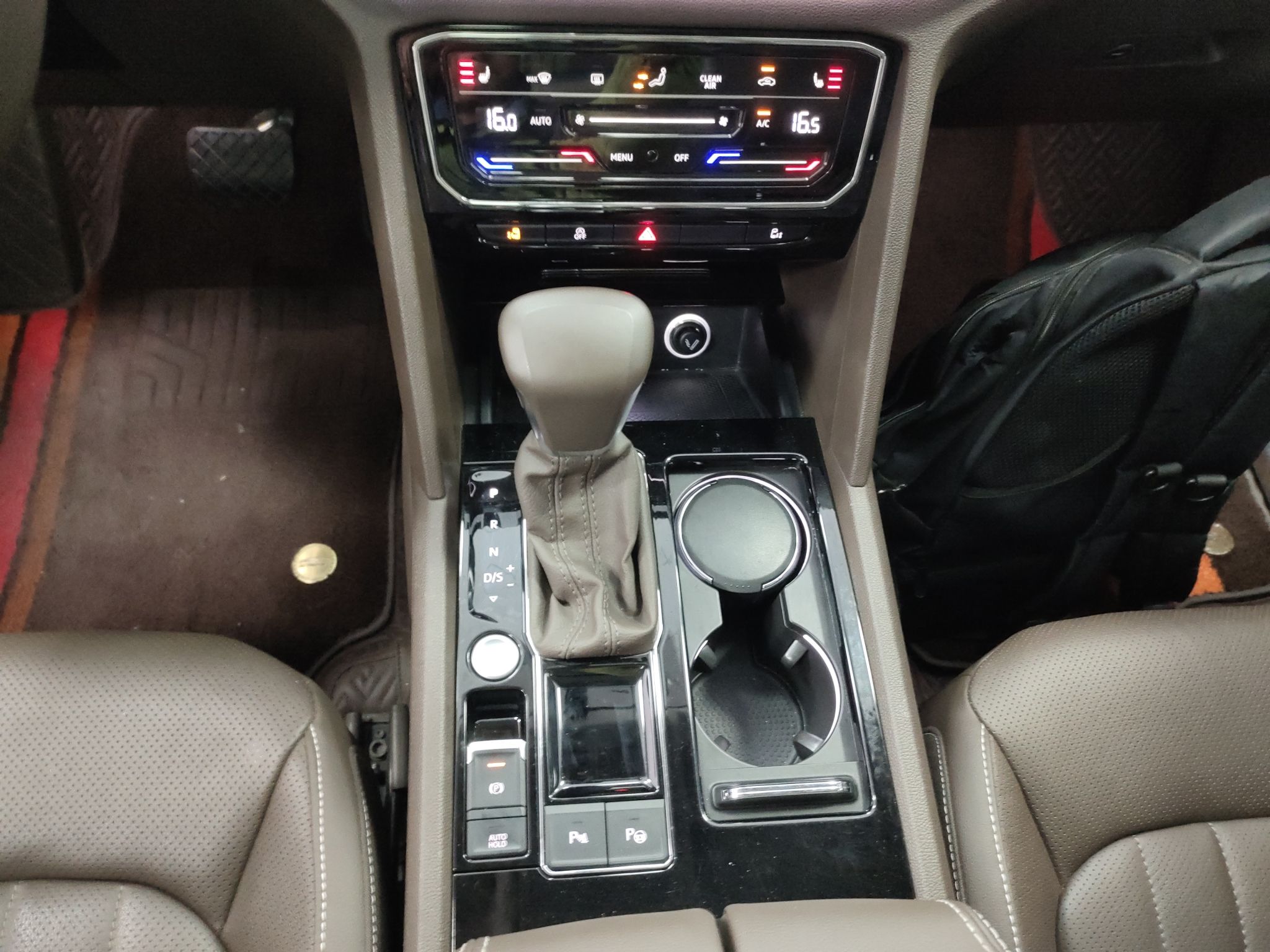 大众 威然 2020款 330TSI 豪华版