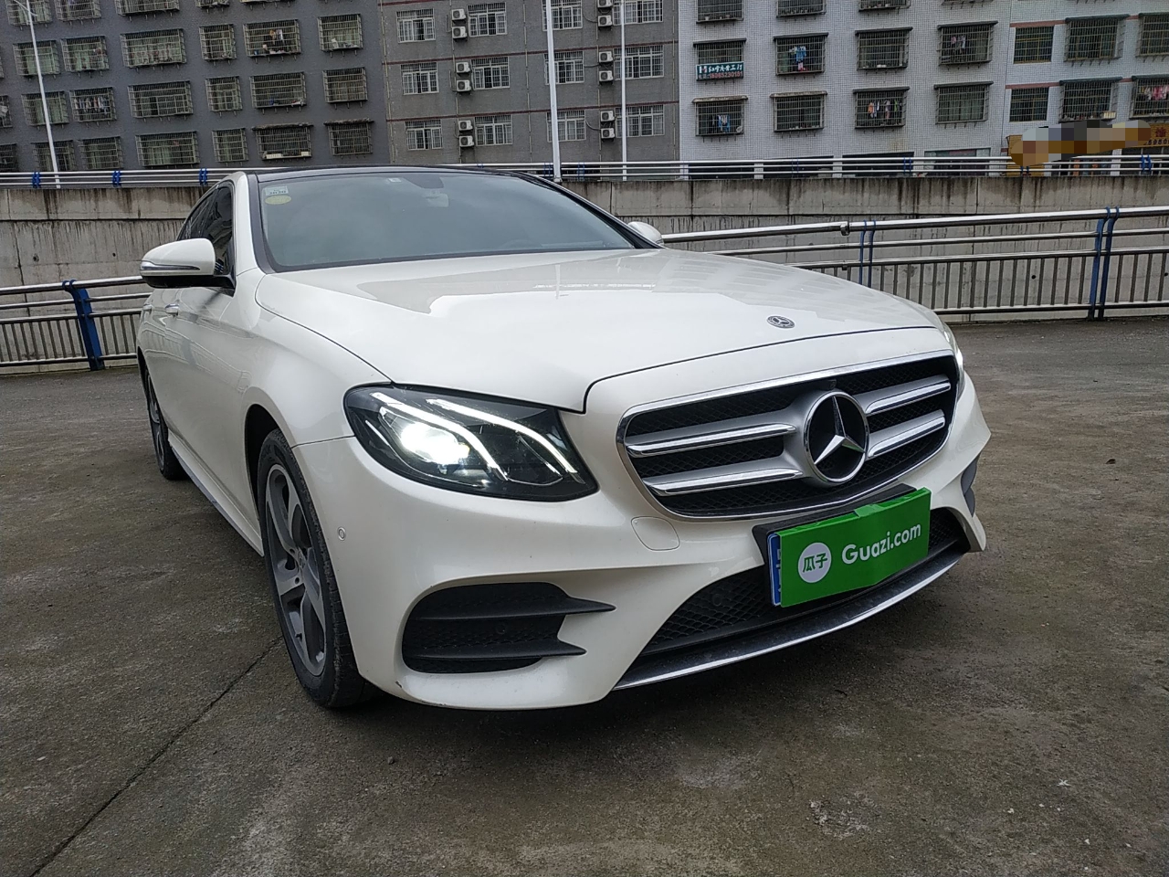 奔驰E级 2018款 改款 E 300 L 运动豪华型