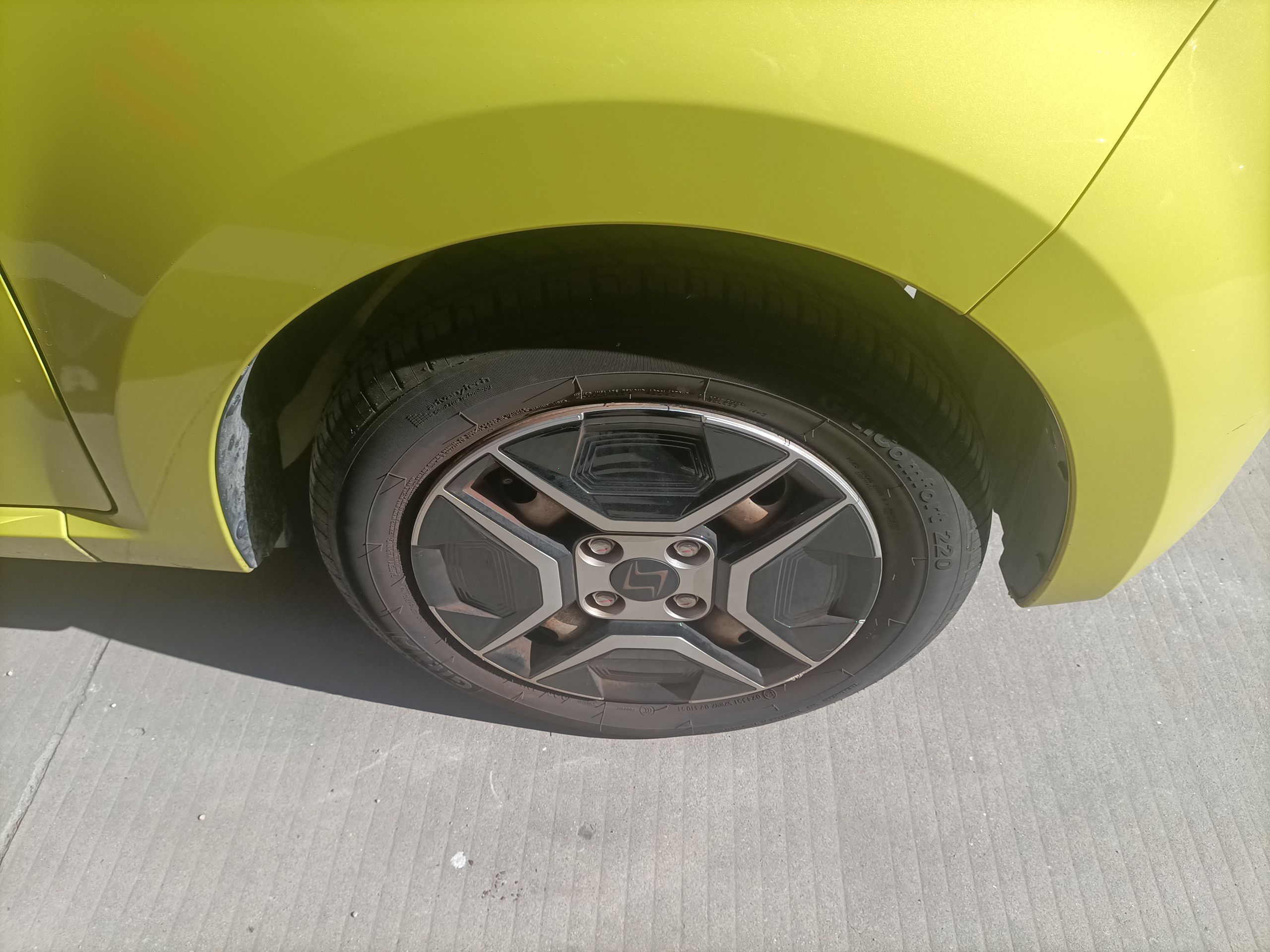 思皓E10X 2021款 302km 时尚型 31.4kWh