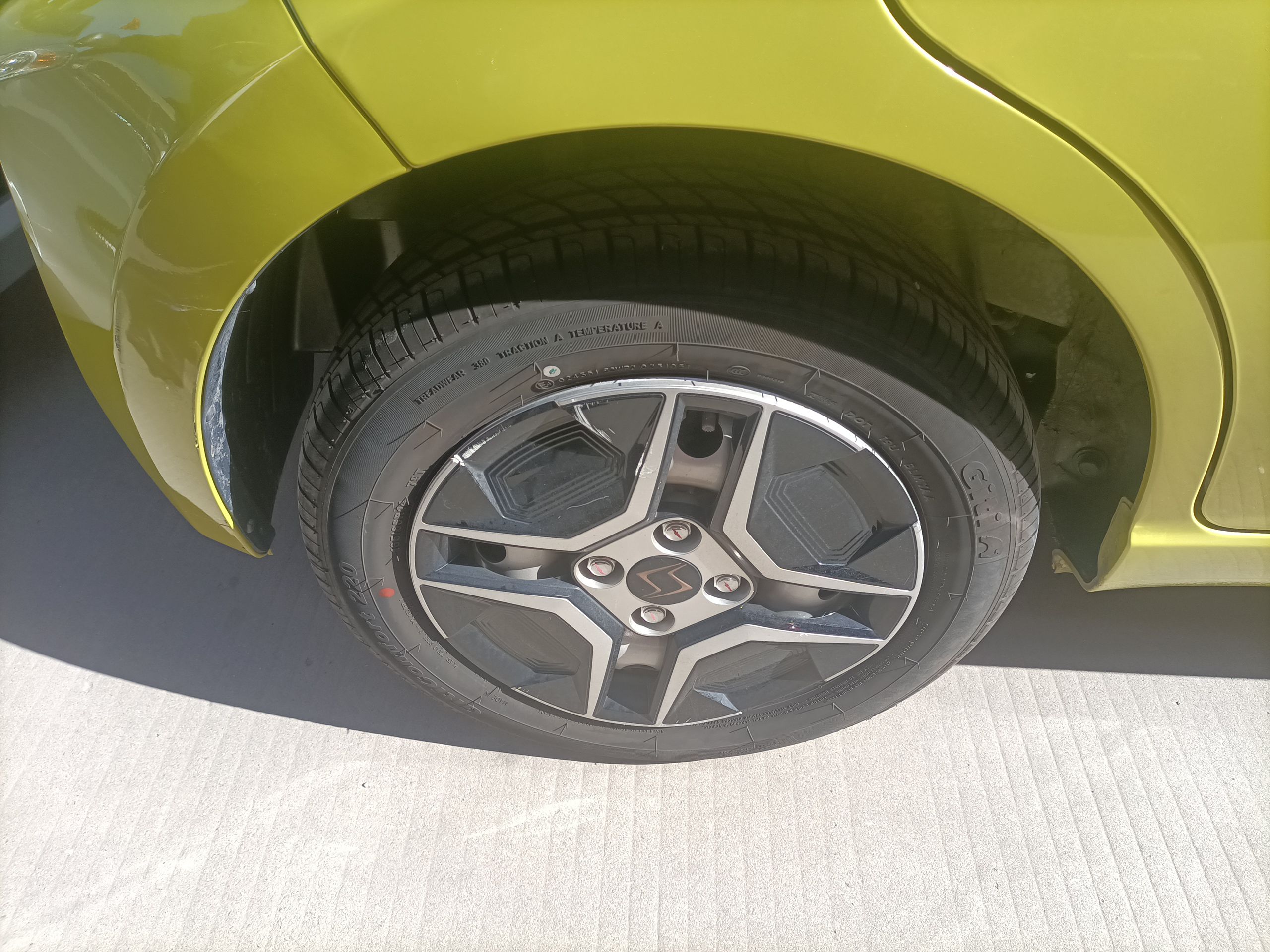 思皓E10X 2021款 302km 时尚型 31.4kWh