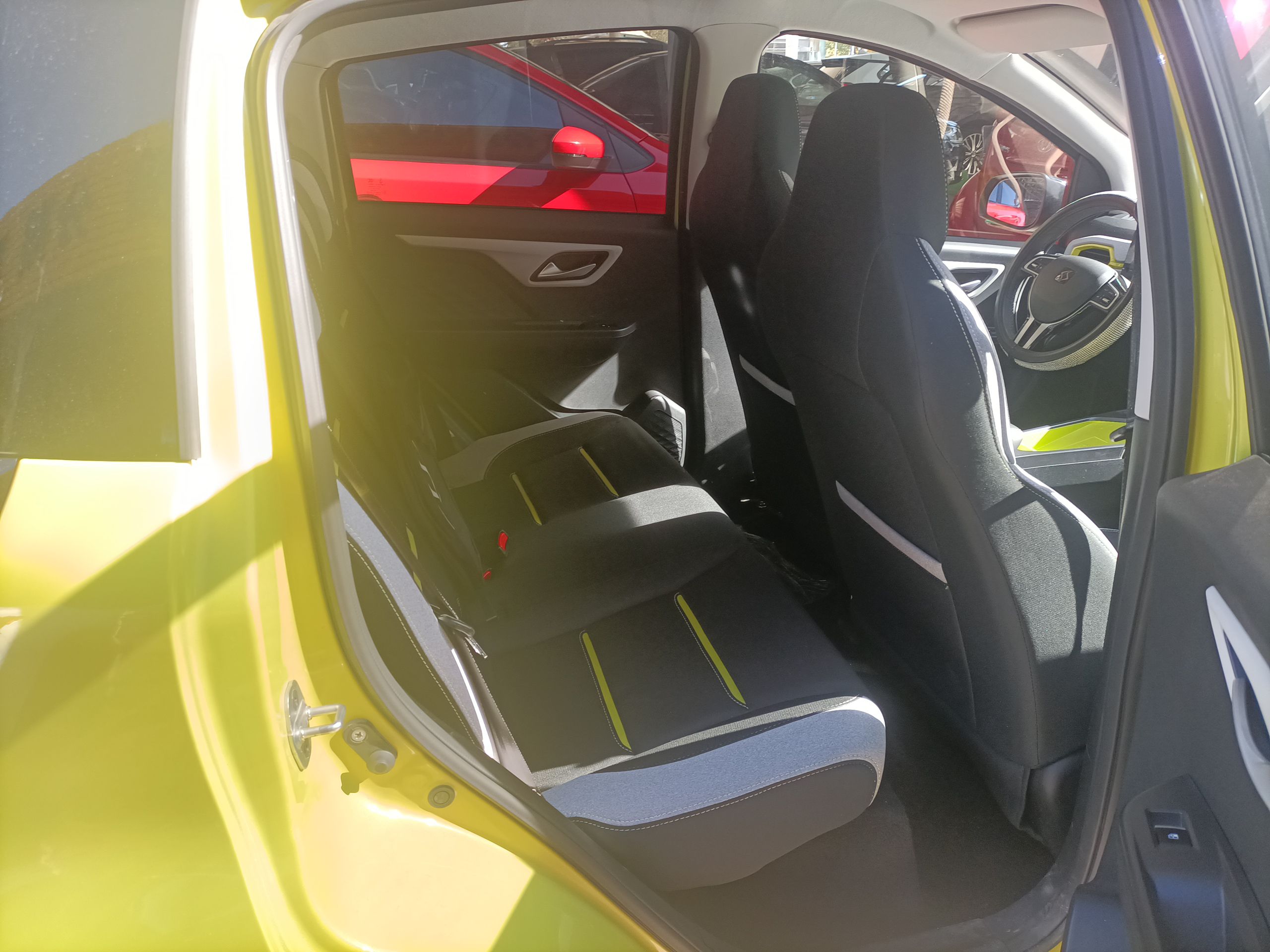 思皓E10X 2021款 302km 时尚型 31.4kWh