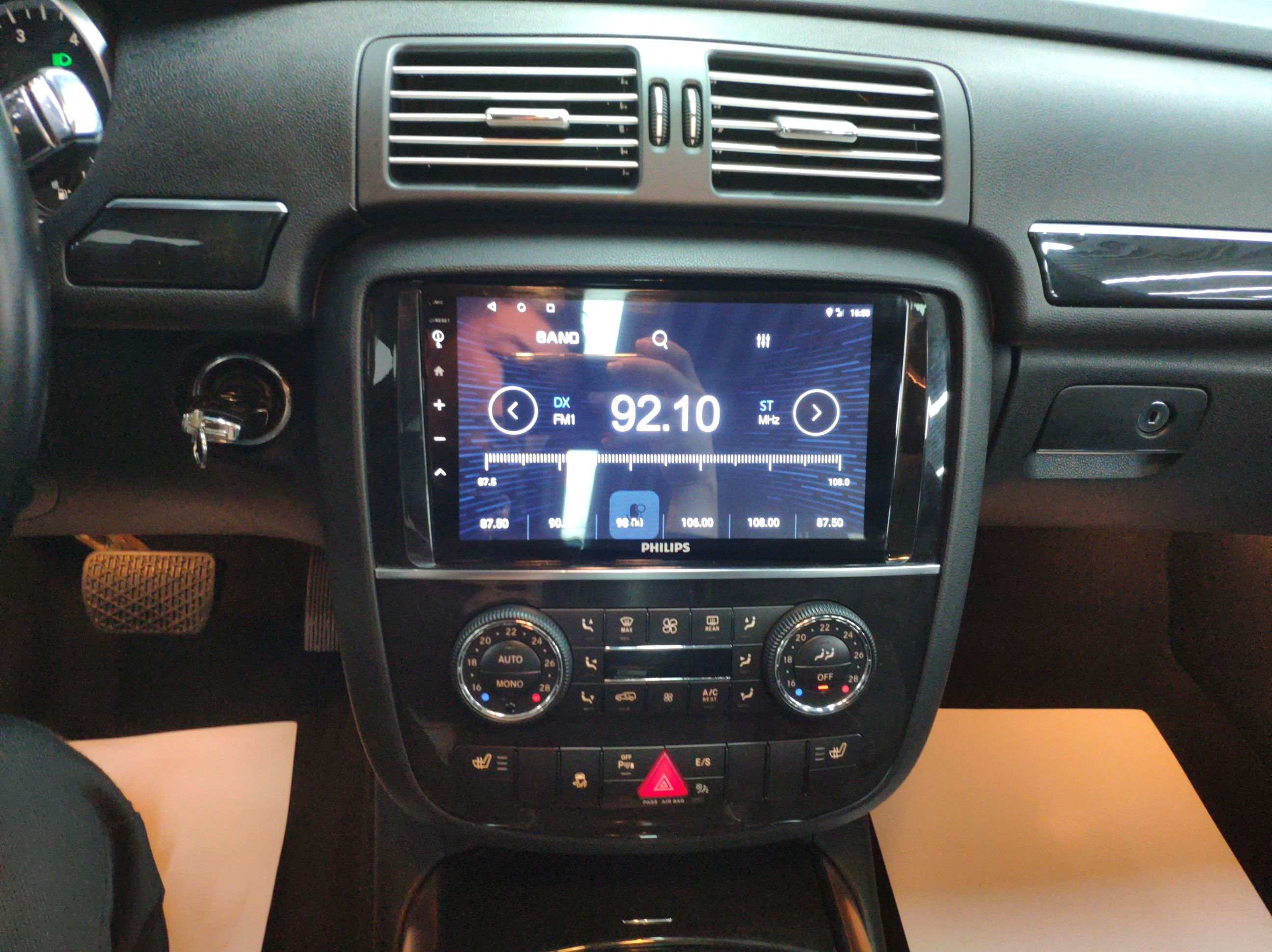 奔驰R级 2017款 R 320 4MATIC 商务型臻藏版(进口)