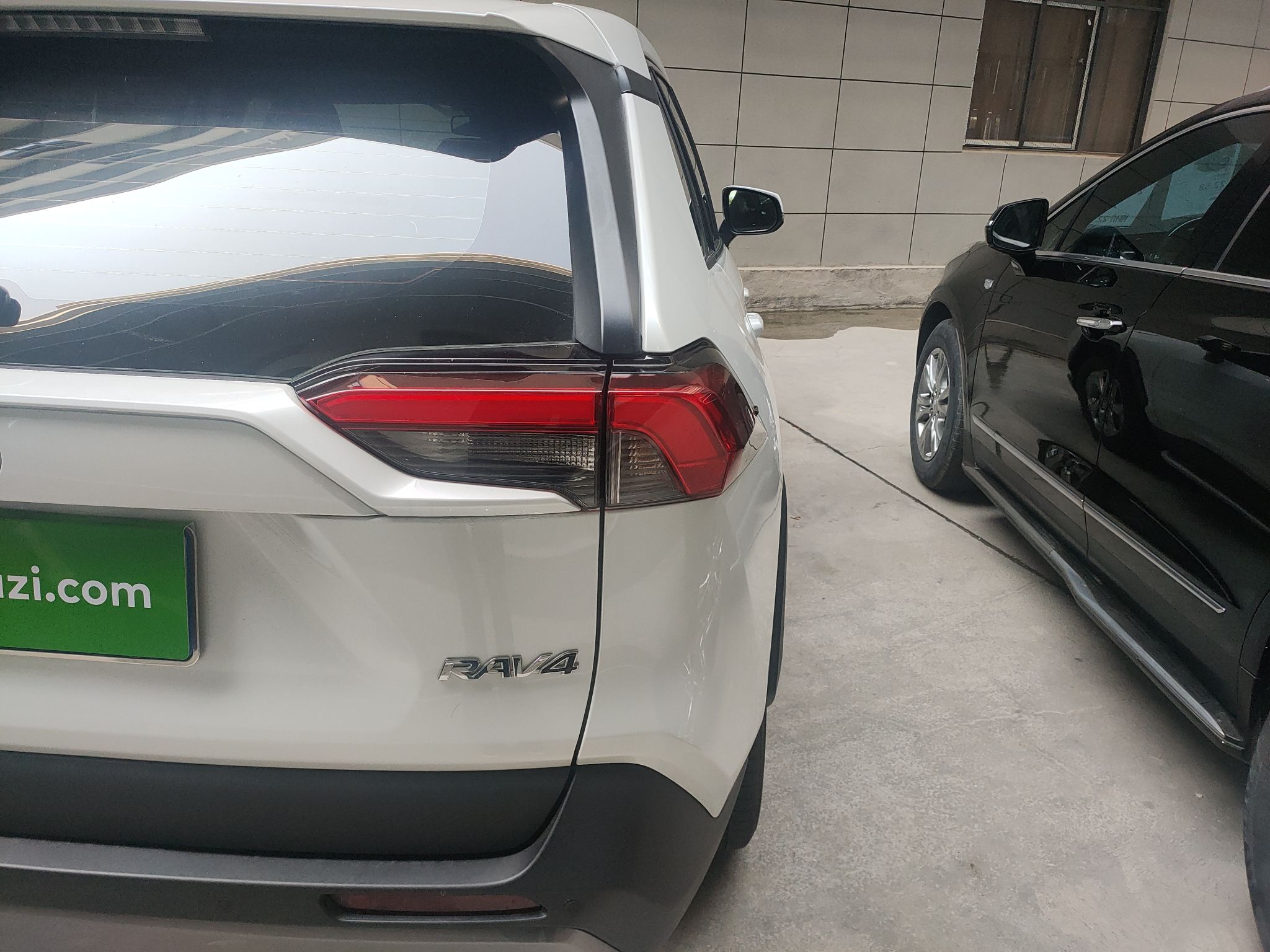 丰田 RAV4 2021款 2.0L CVT两驱风尚版