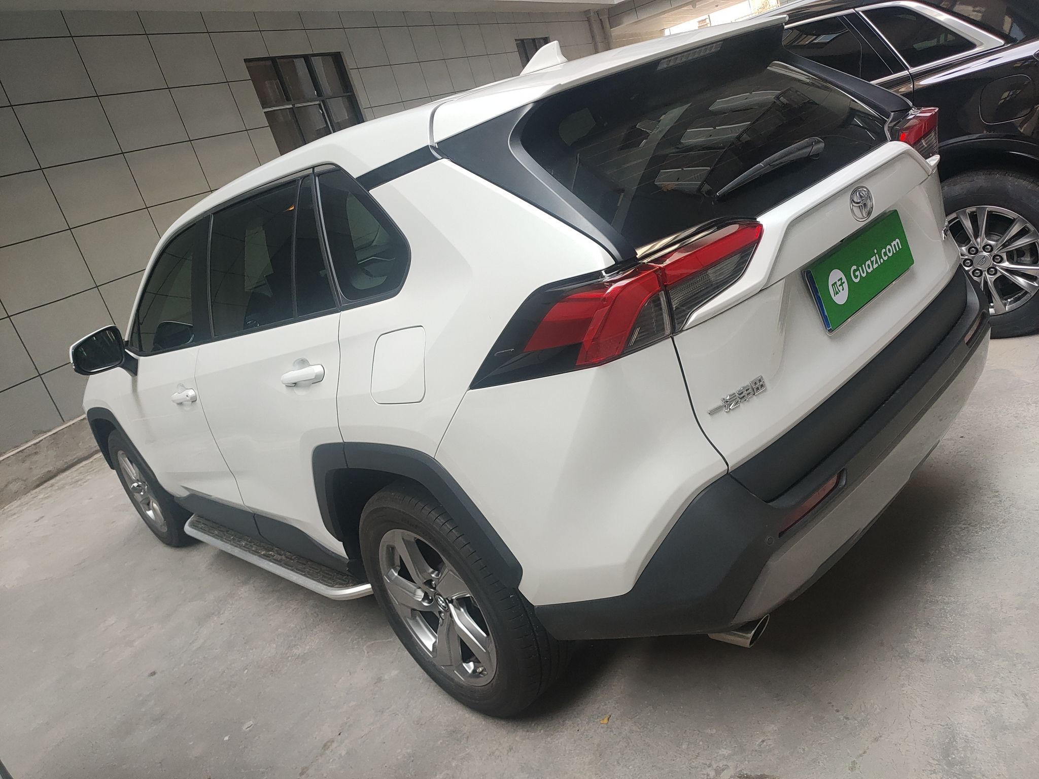 丰田 RAV4 2021款 2.0L CVT两驱风尚版