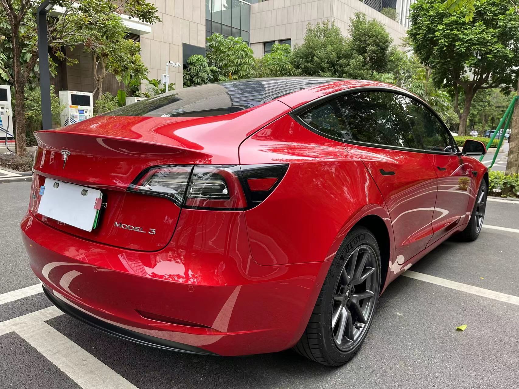 特斯拉 Model 3 2021款 标准续航后驱升级版