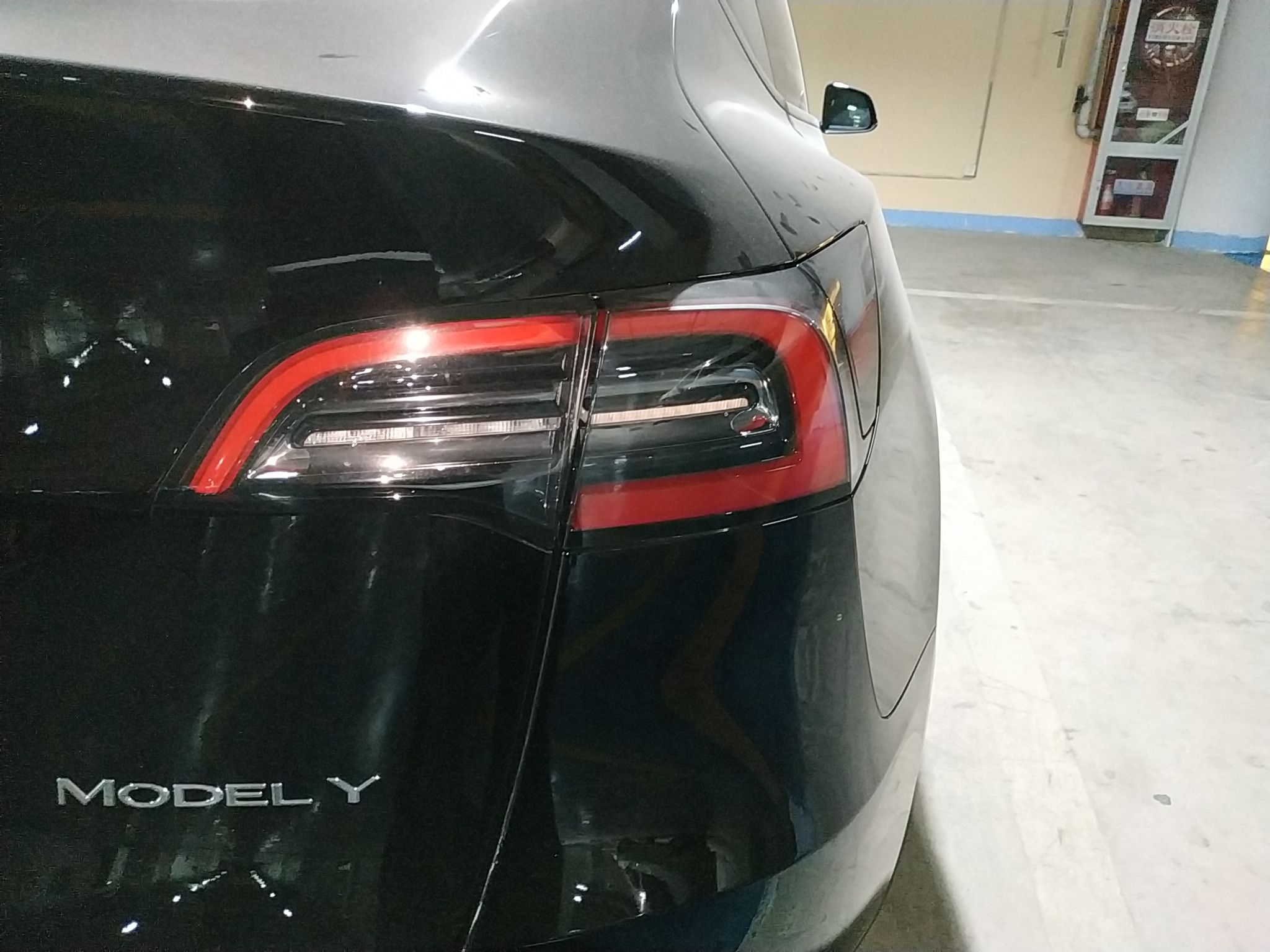 特斯拉 Model Y 2022款 后轮驱动版