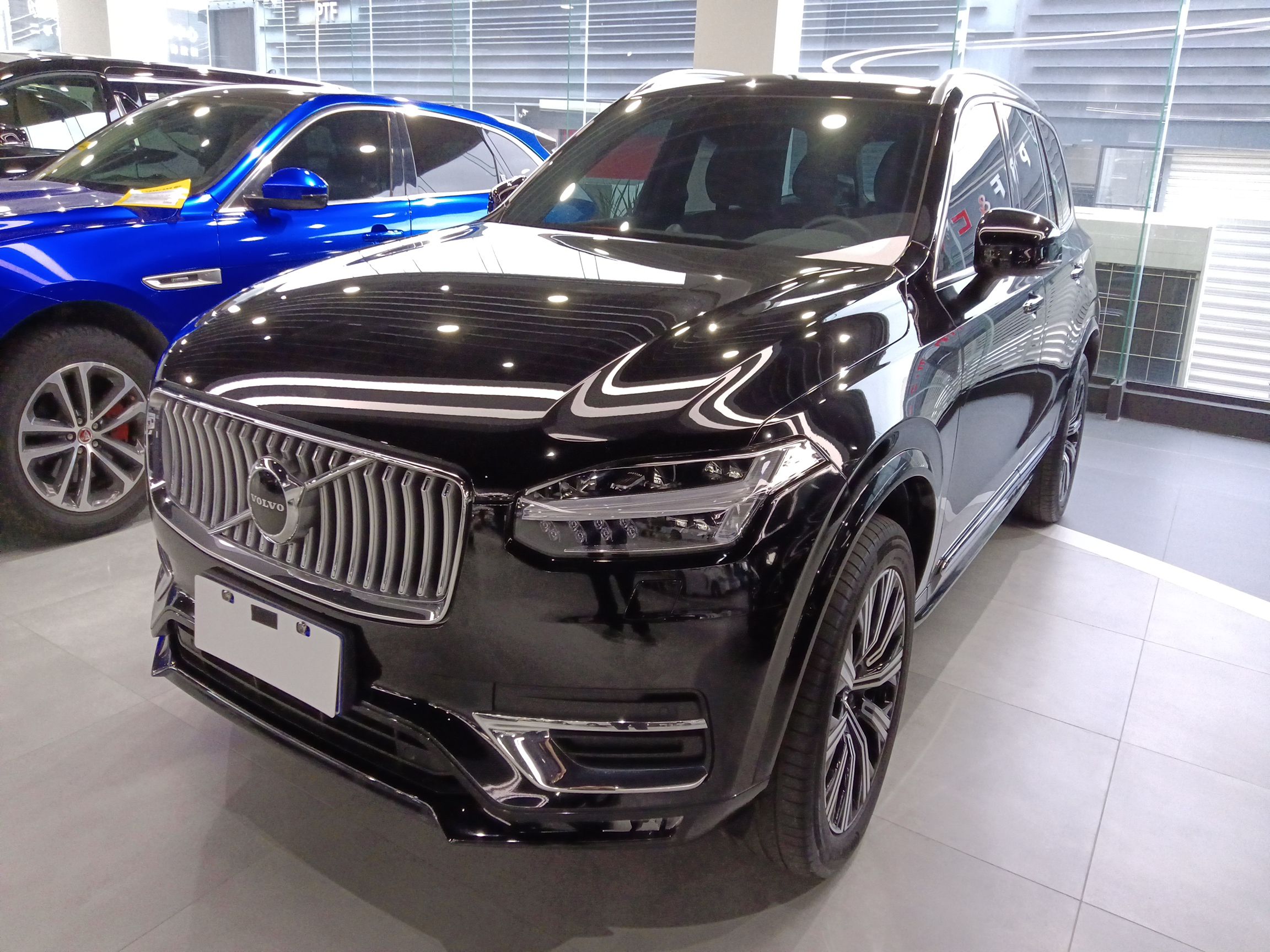 沃尔沃XC90 2021款 B6 智逸豪华版 7座(进口)