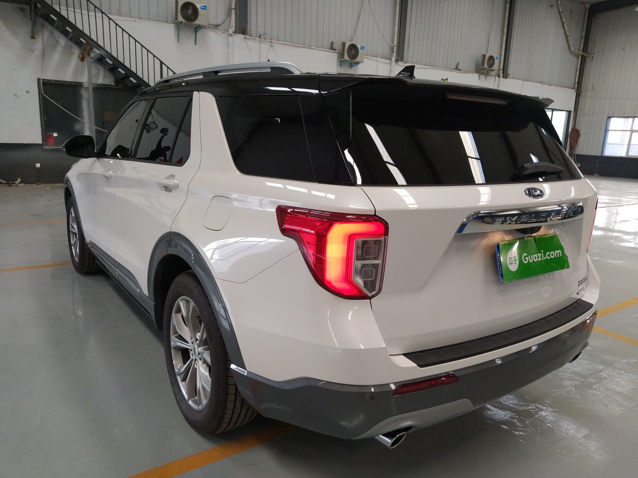 福特 探险者 2020款 EcoBoost 285 后驱风尚版 7座