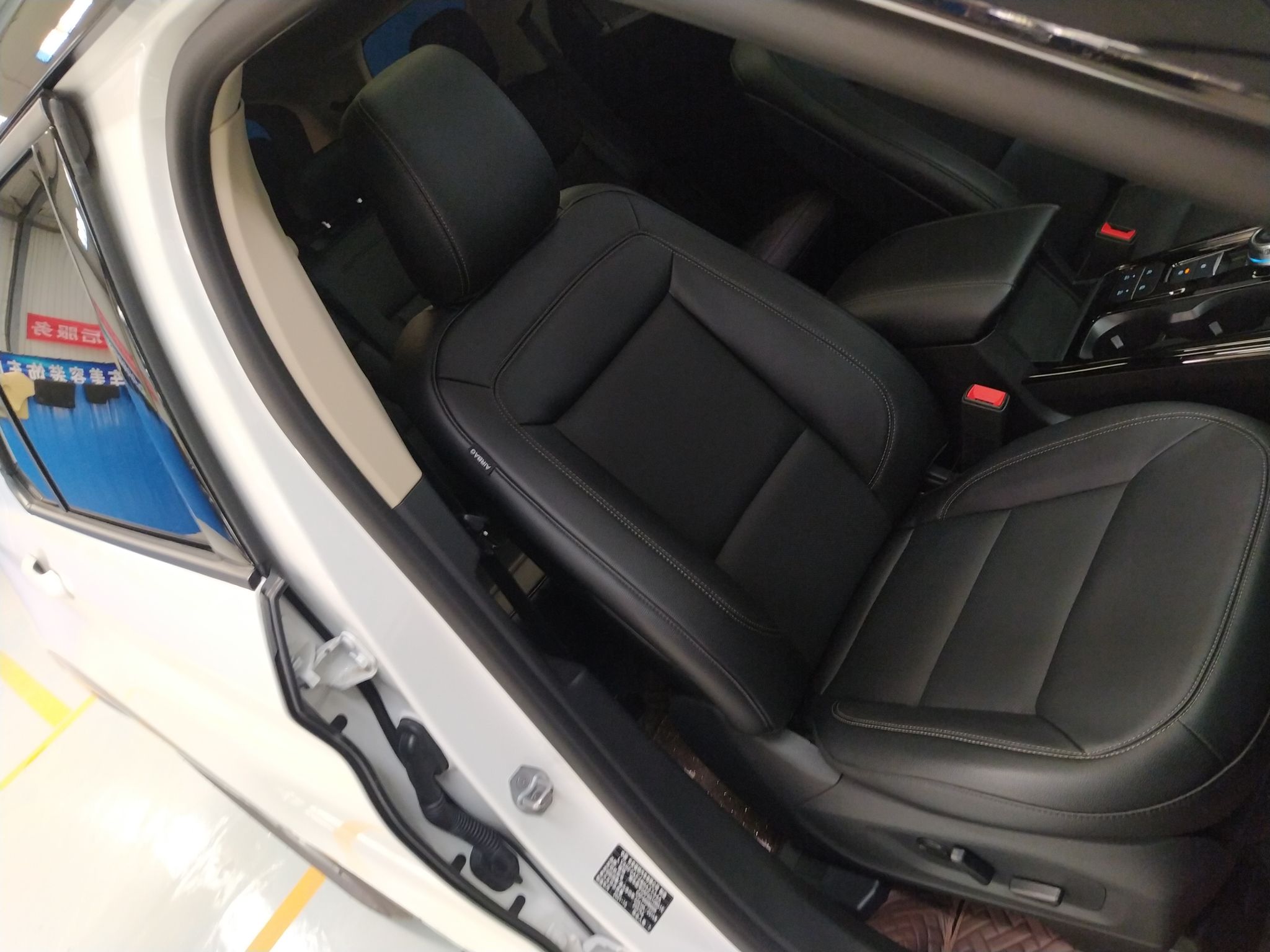 福特 探险者 2020款 EcoBoost 285 后驱风尚版 7座