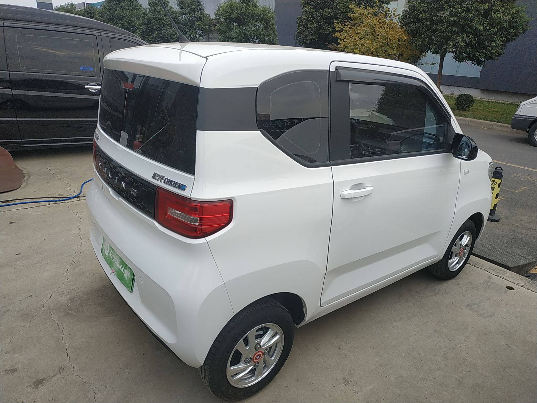 五菱汽车 宏光MINI EV 2020款 轻松款 三元锂