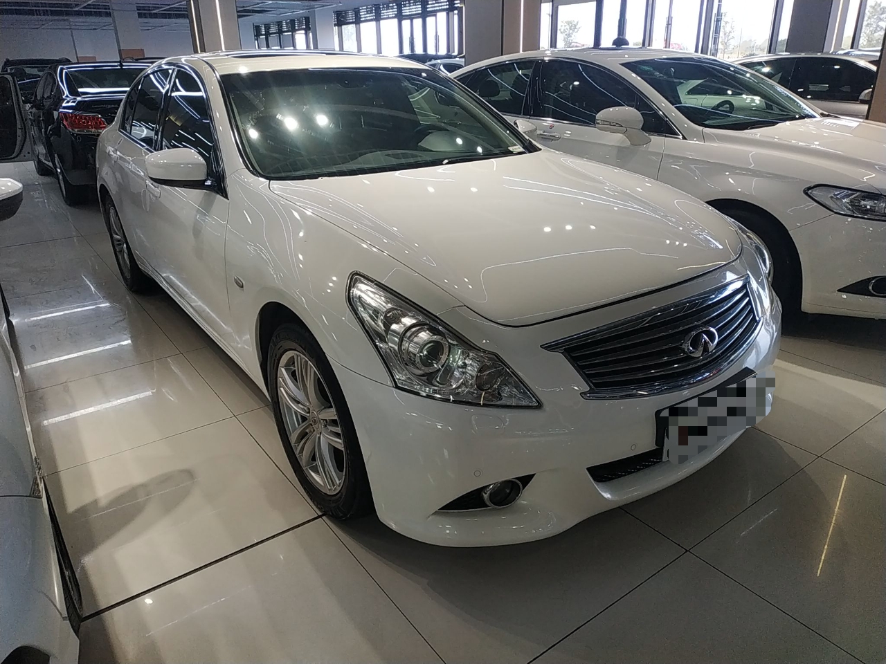 英菲尼迪G系列 2010款 G25 Sedan 豪华运动版(进口)