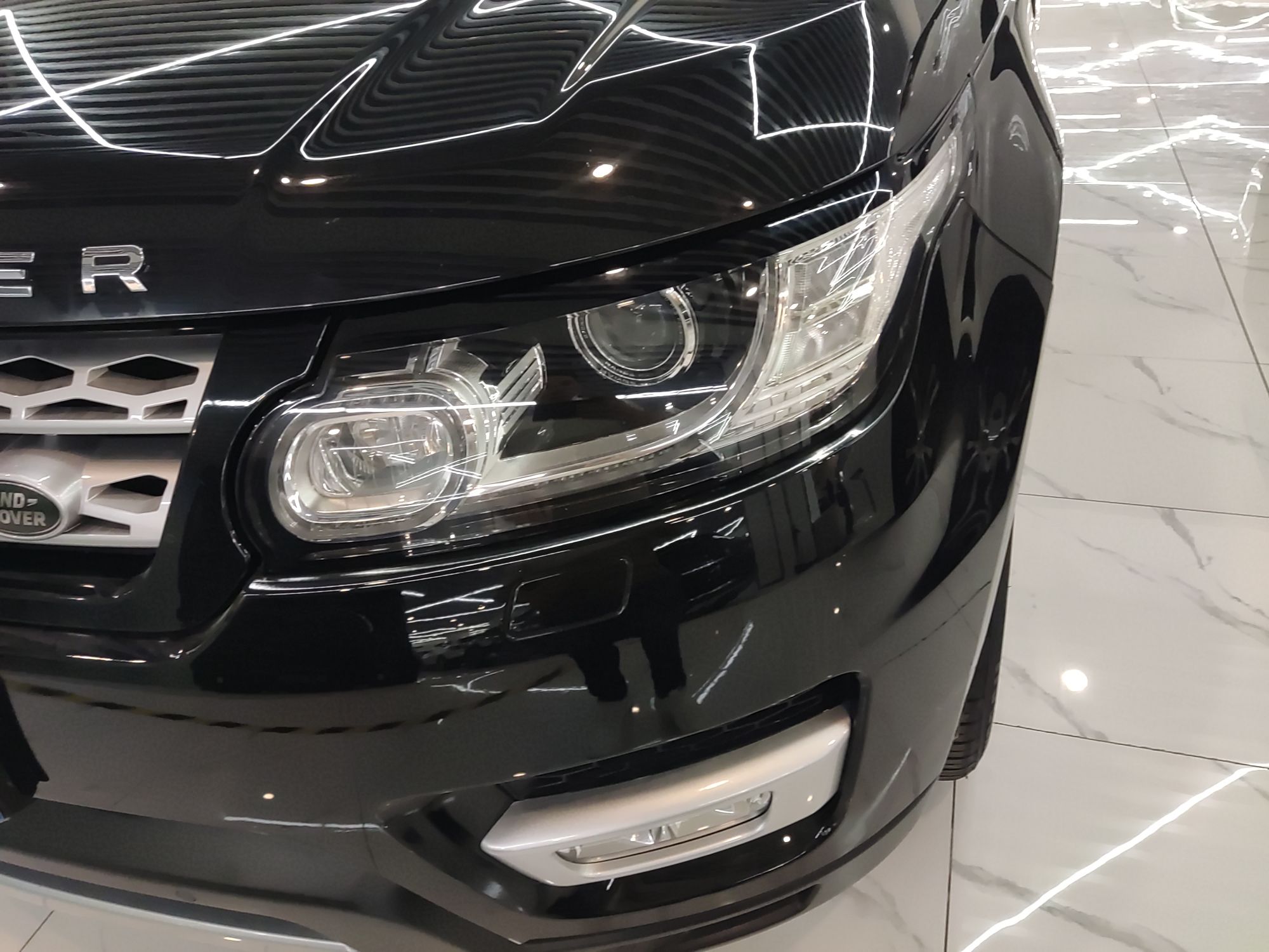 路虎 揽胜运动版 2014款 3.0 V6 SC HSE(进口)