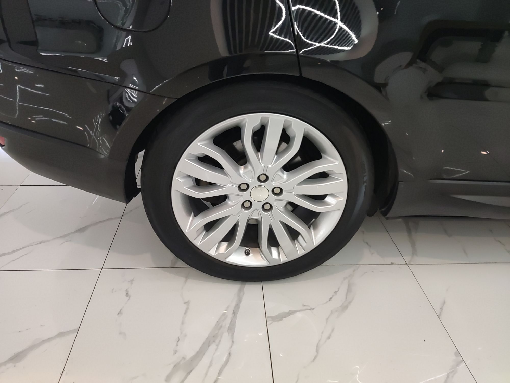 路虎 揽胜运动版 2014款 3.0 V6 SC HSE(进口)