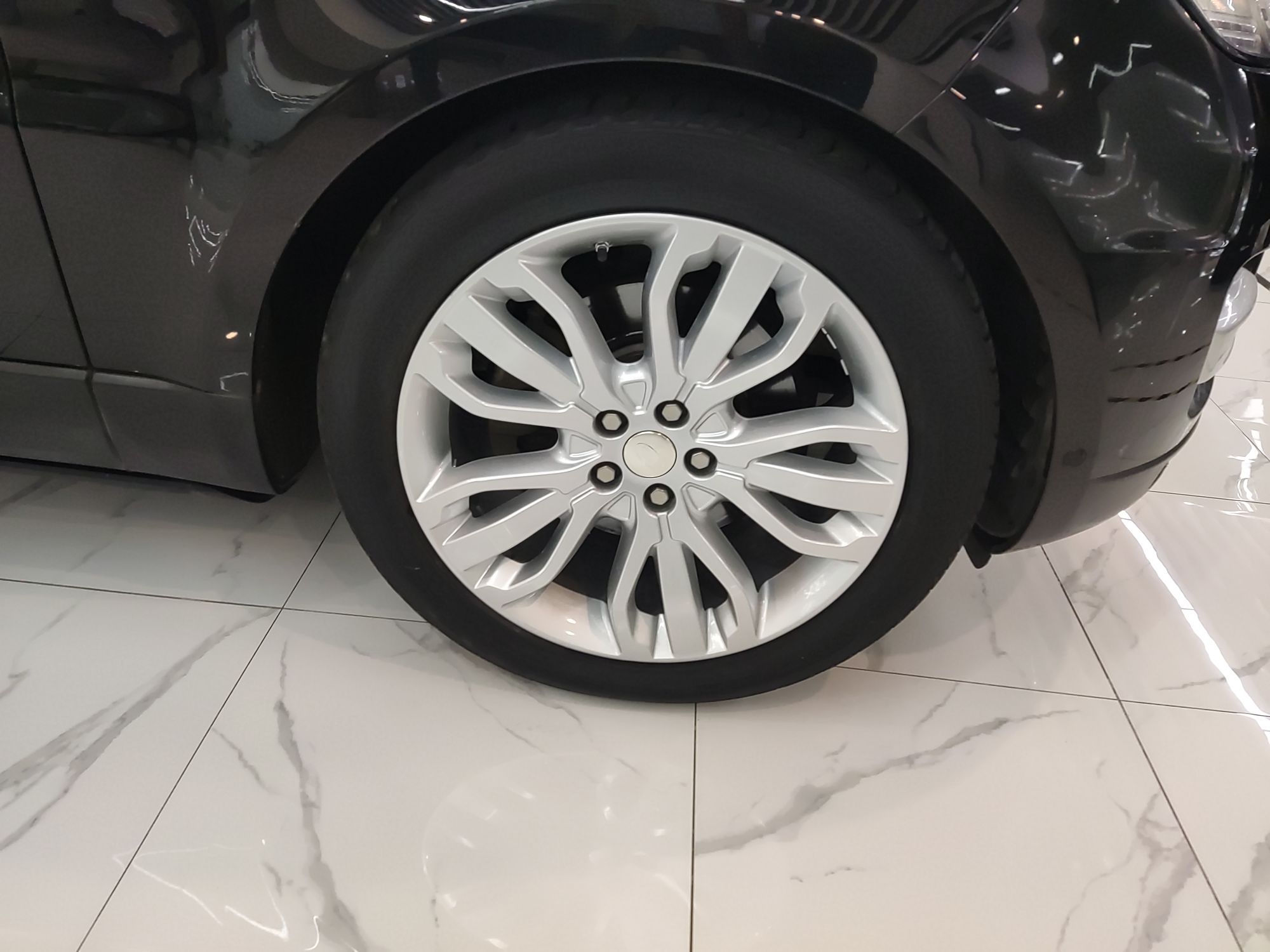 路虎 揽胜运动版 2014款 3.0 V6 SC HSE(进口)