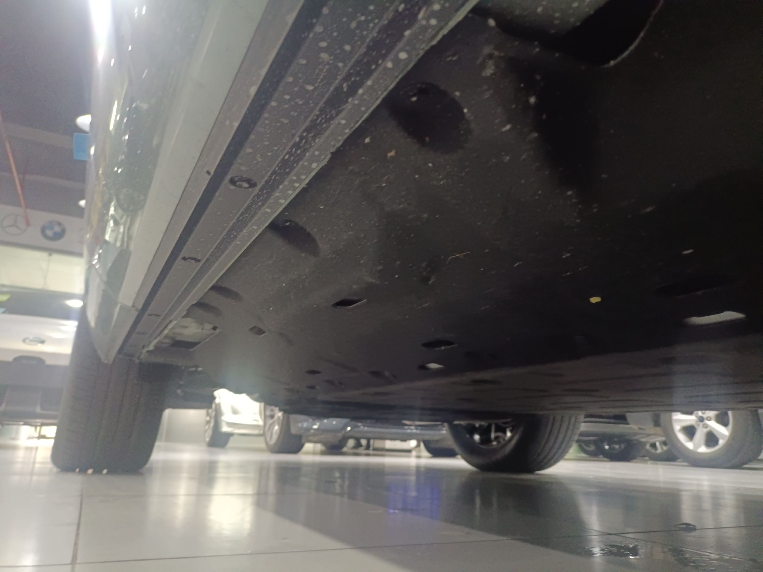 AITO 问界M7 2022款 1.5T 增程式 两驱舒适版