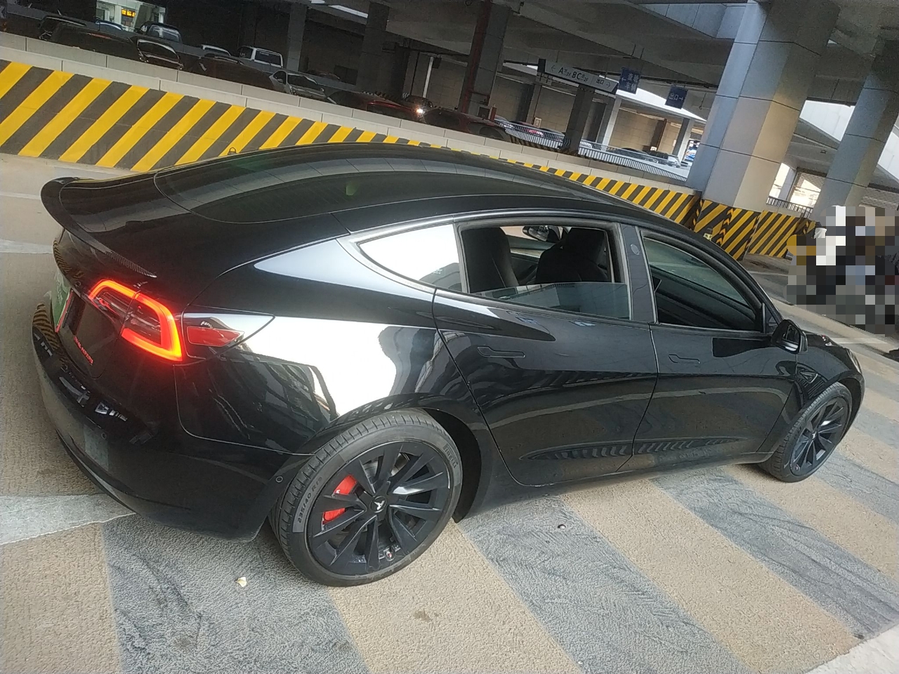 特斯拉 Model 3 2021款 标准续航后驱升级版