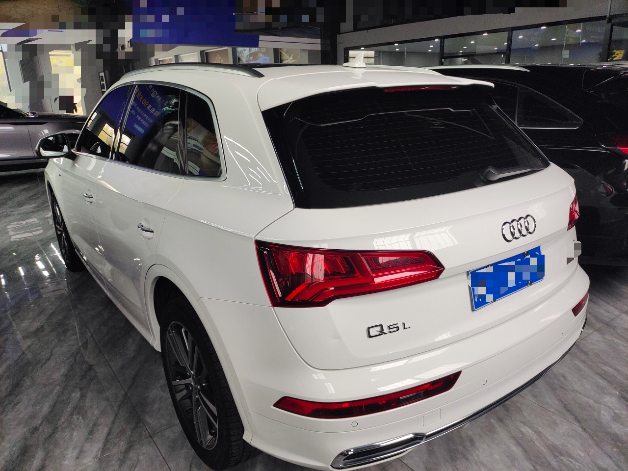 奥迪Q5L 2018款 45 TFSI 尊享运动型 国V