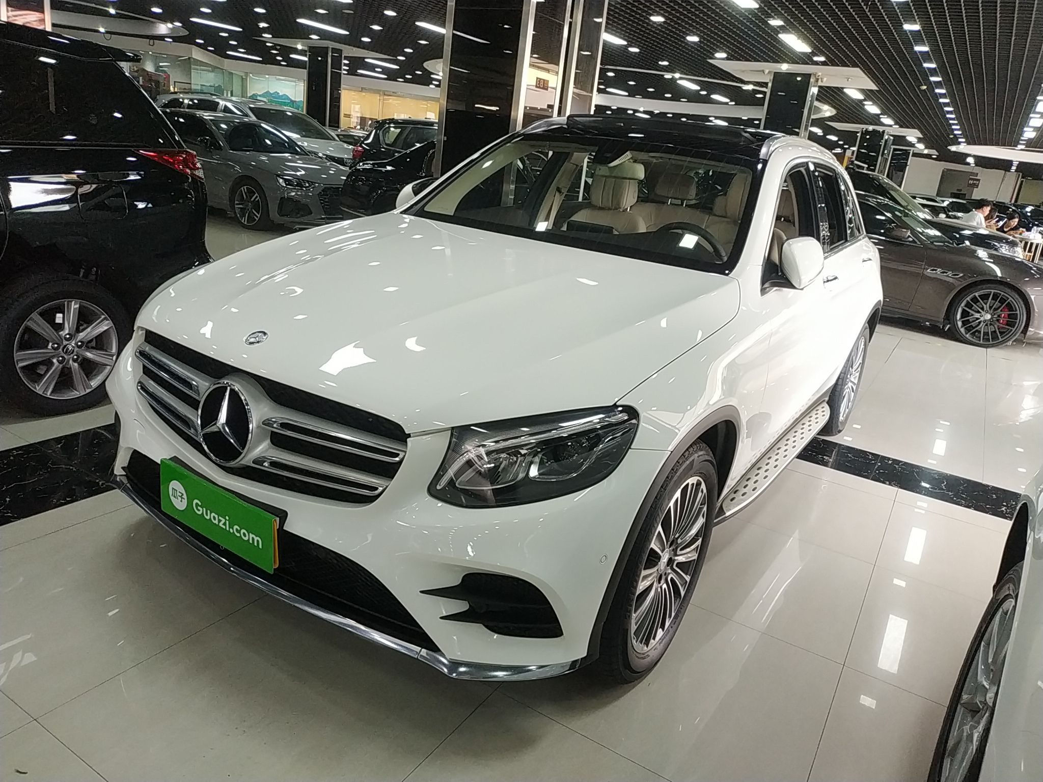 奔驰GLC级 2017款 GLC 260 4MATIC 动感型