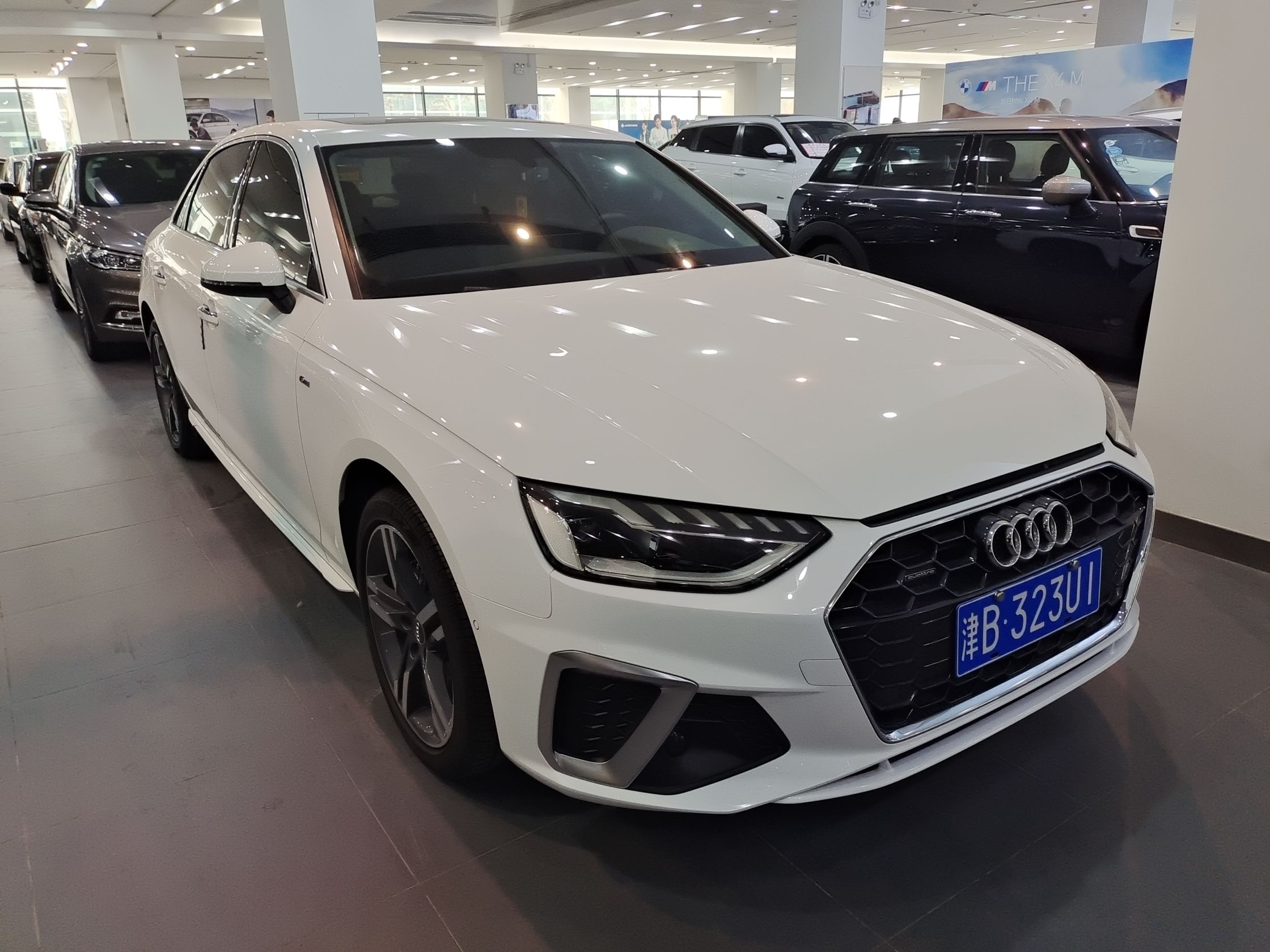 奥迪A4L 2020款 40 TFSI quattro 豪华动感型