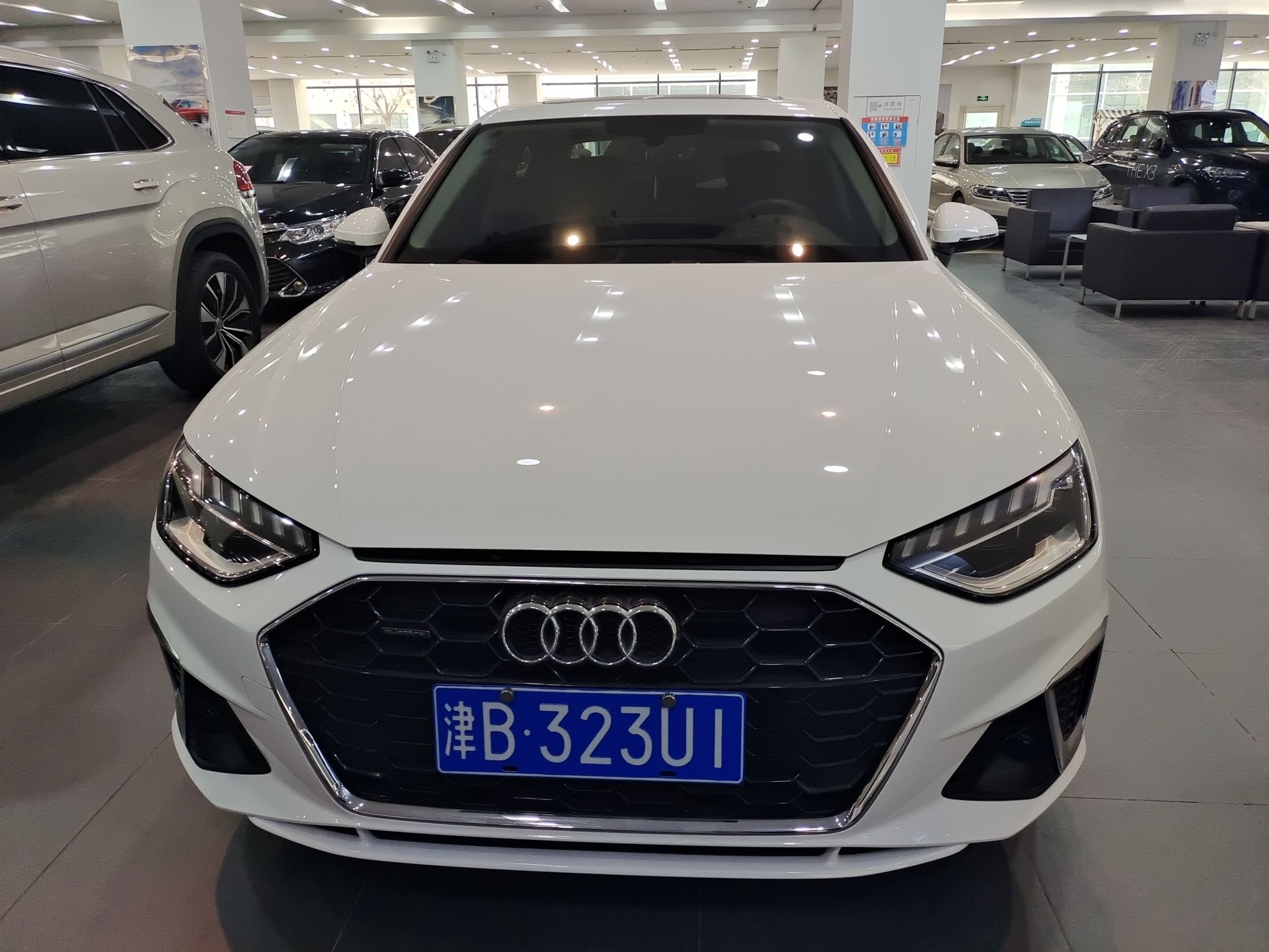 奥迪A4L 2020款 40 TFSI quattro 豪华动感型