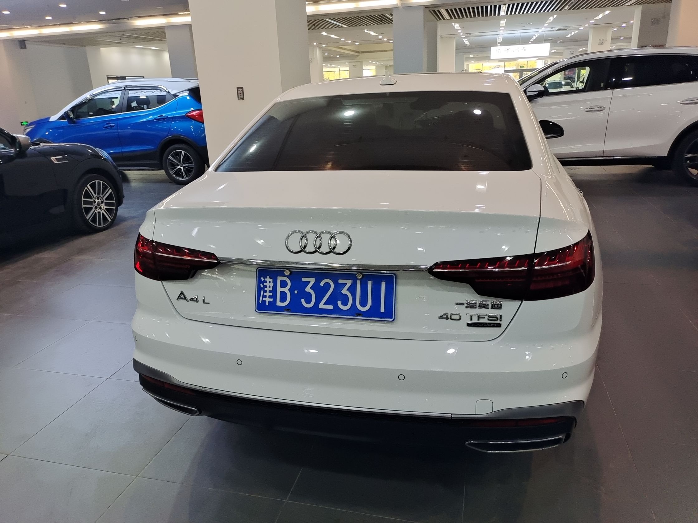 奥迪A4L 2020款 40 TFSI quattro 豪华动感型