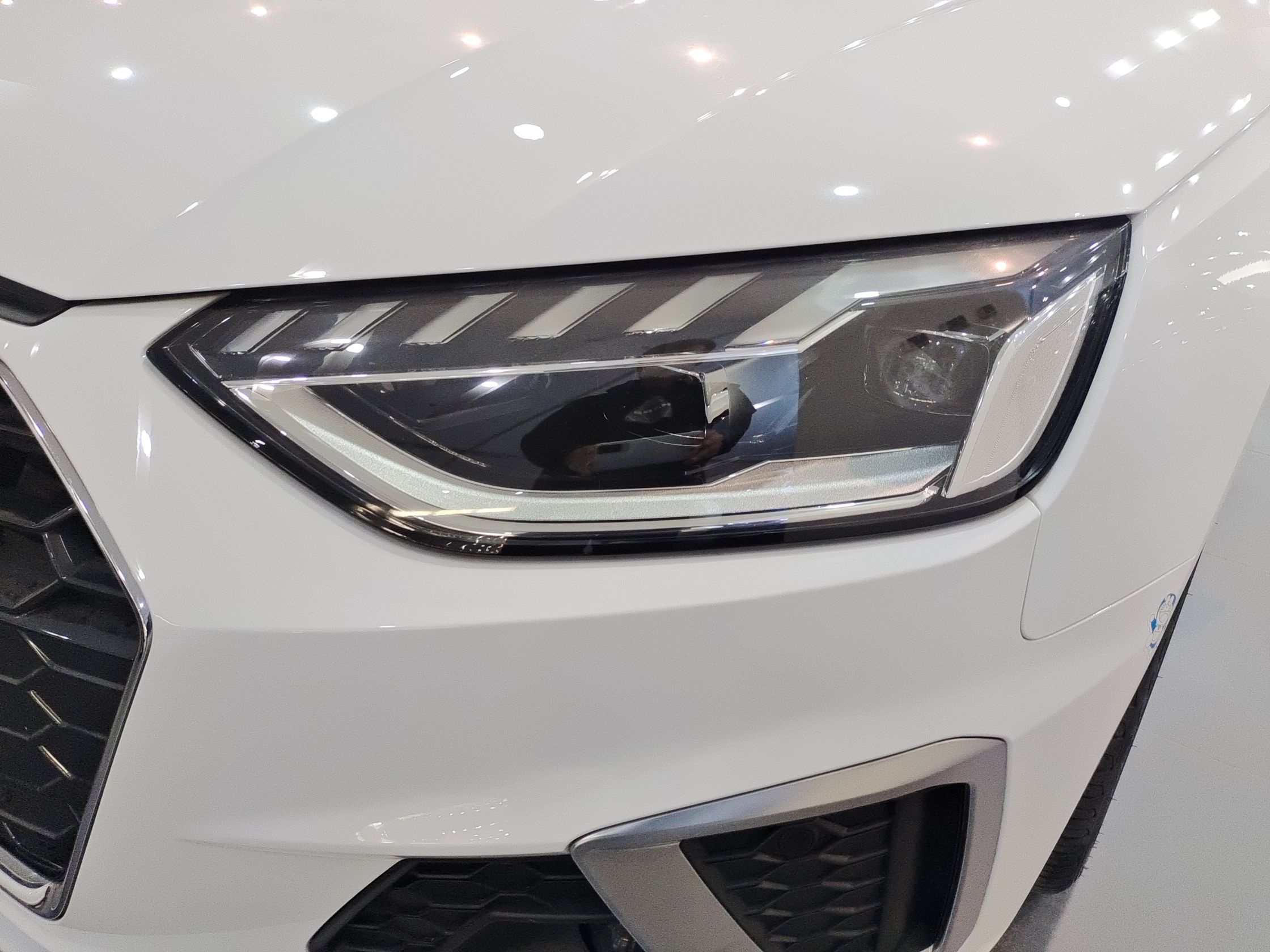 奥迪A4L 2020款 40 TFSI quattro 豪华动感型