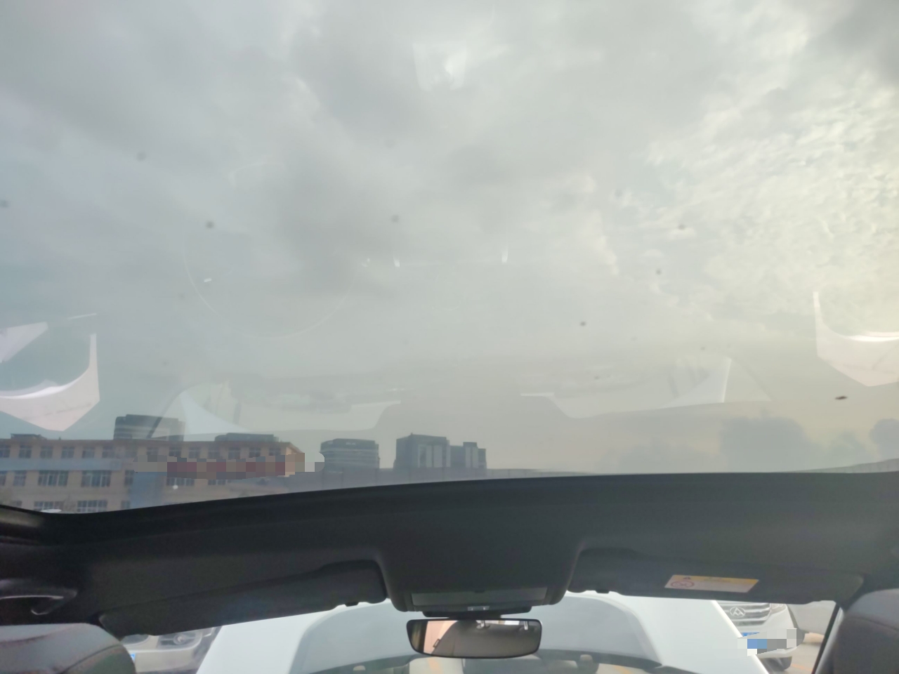 路虎 发现运动版 2020款 249PS R-Dynamic 性能版