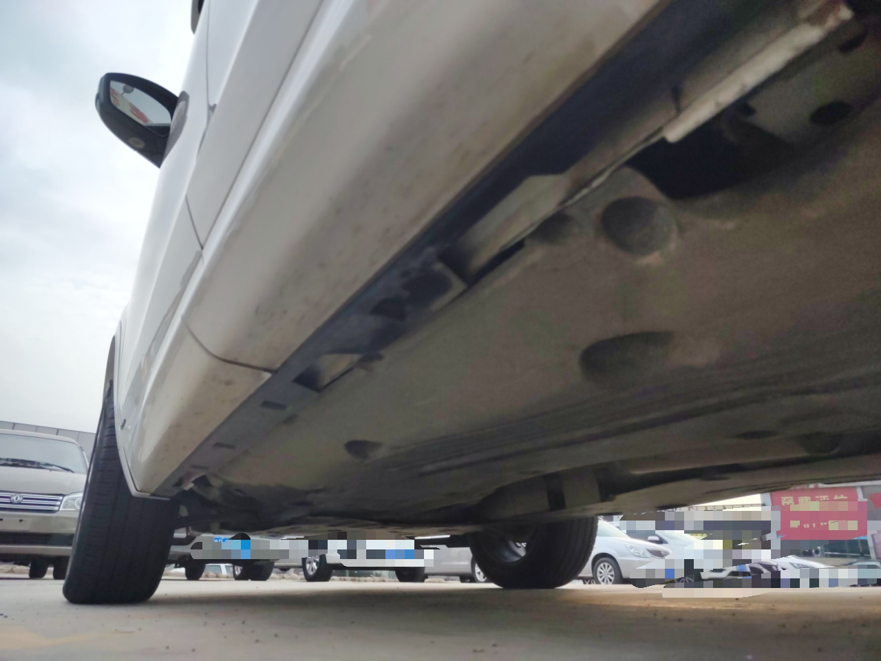 路虎 发现运动版 2020款 249PS R-Dynamic 性能版