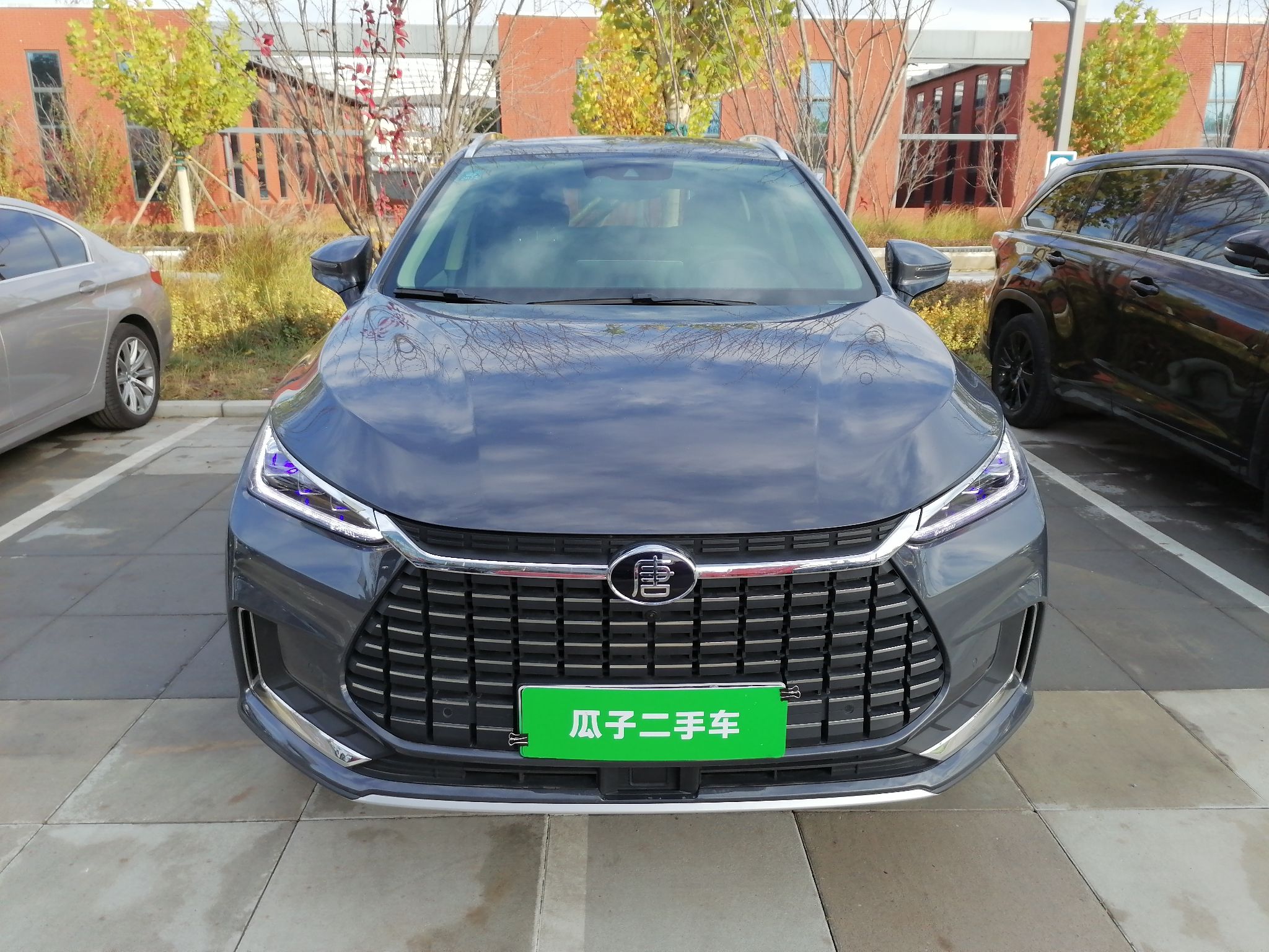 比亚迪 唐新能源 2019款 EV600D 四驱智联创领型