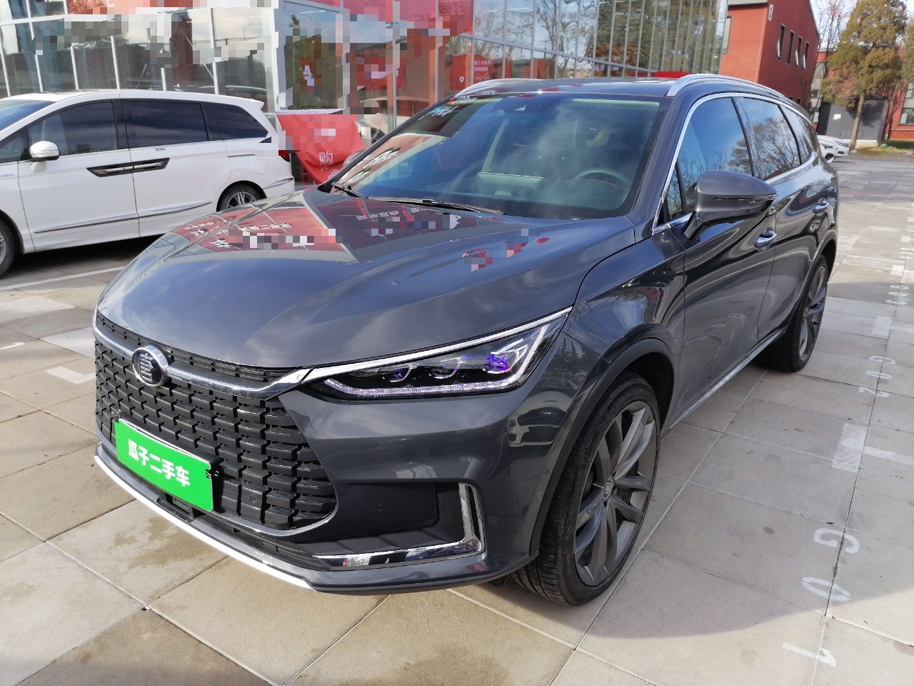 比亚迪 唐新能源 2019款 EV600D 四驱智联创领型