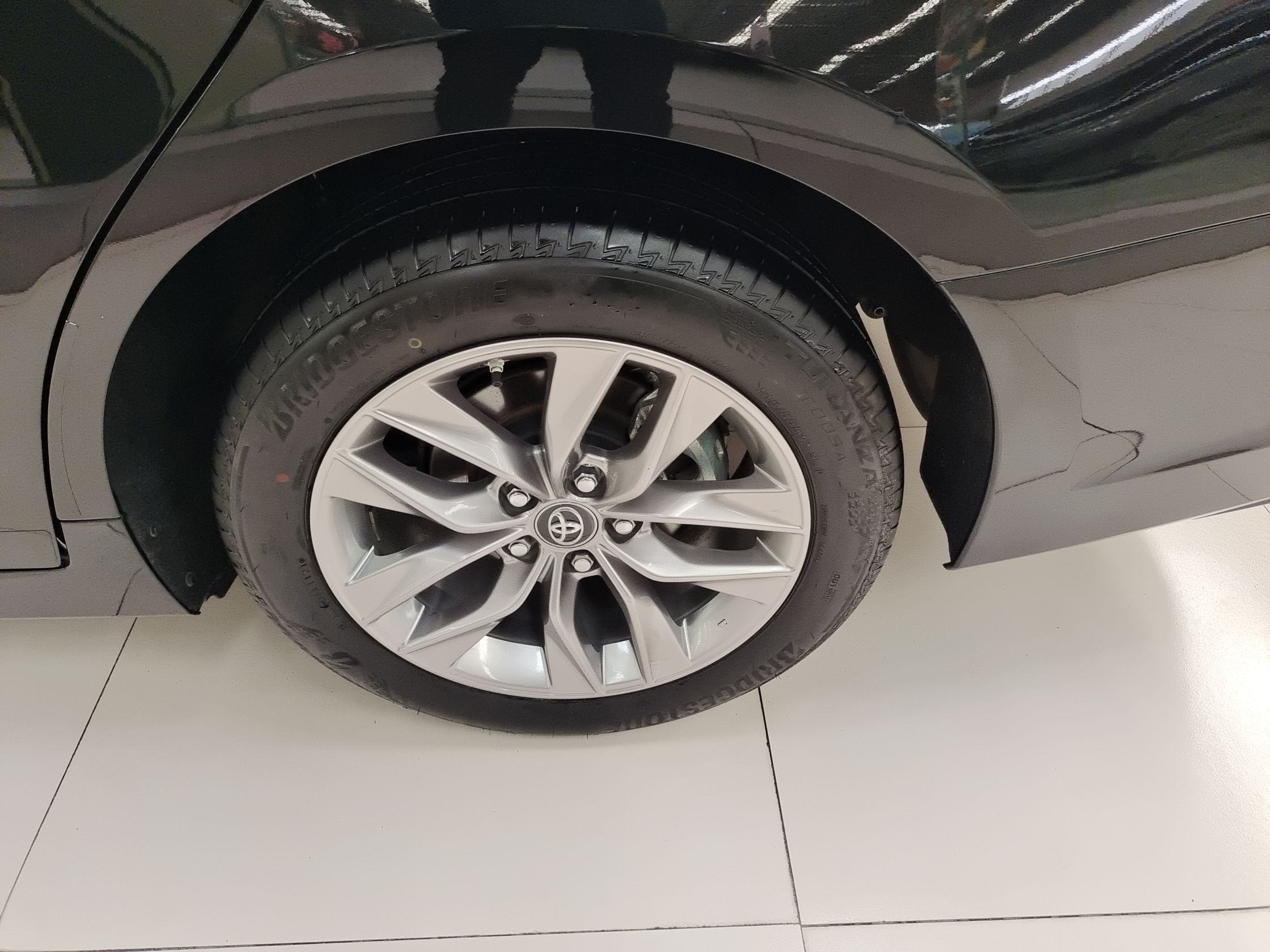 丰田 亚洲龙 2019款 2.0L 豪华版