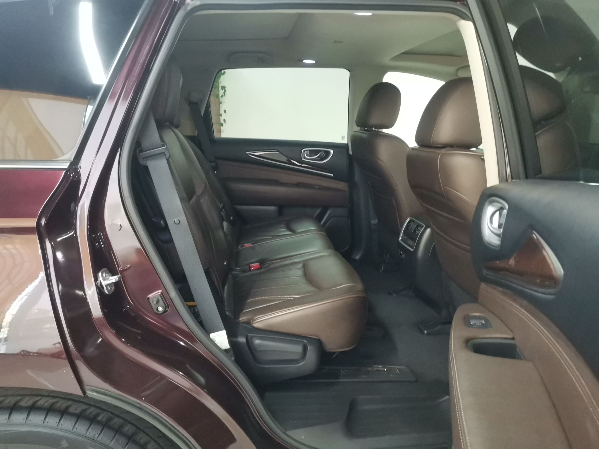 英菲尼迪QX60 2014款 2.5T Hybrspecid 两驱卓越版(进口)