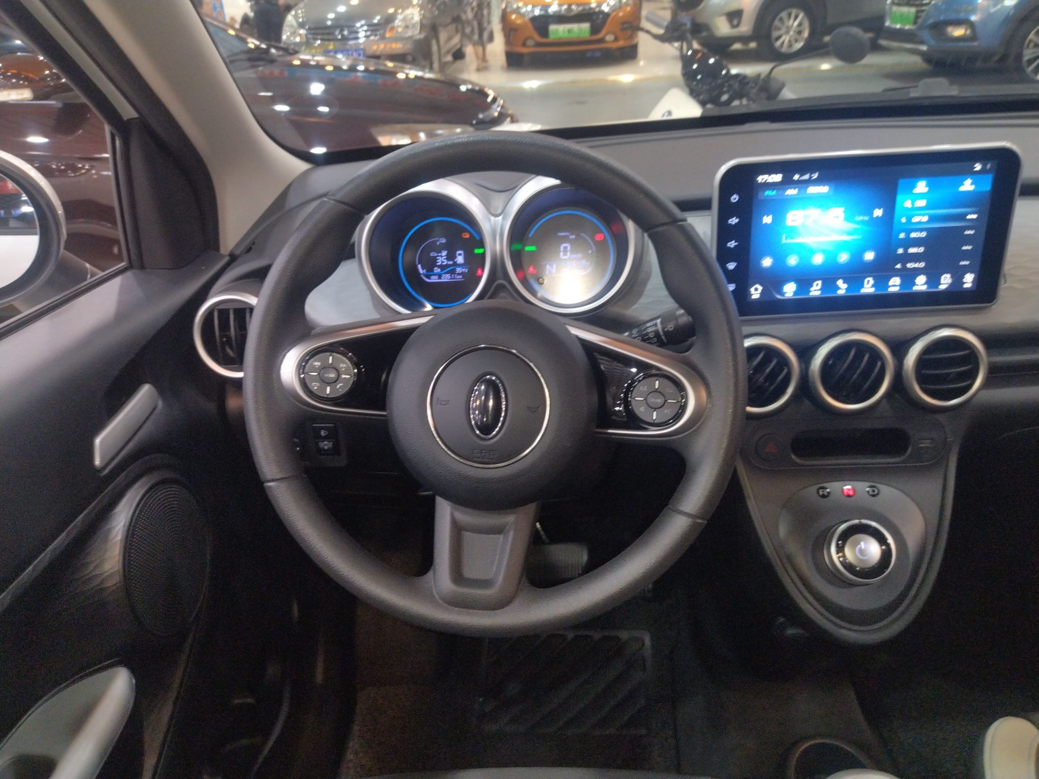 欧拉黑猫 2022款 301km 萌宠版