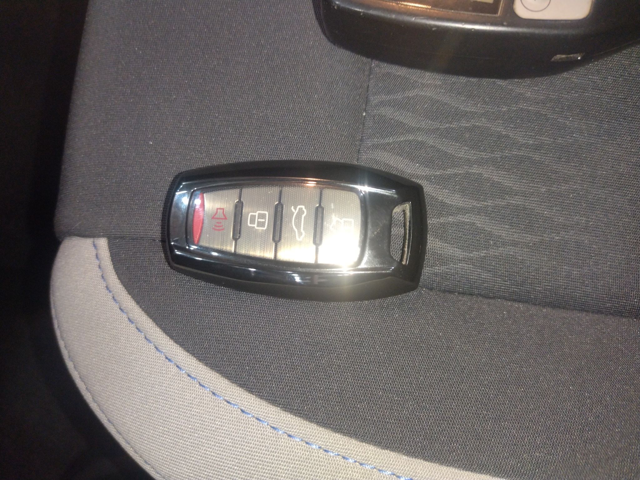 欧拉黑猫 2022款 301km 萌宠版