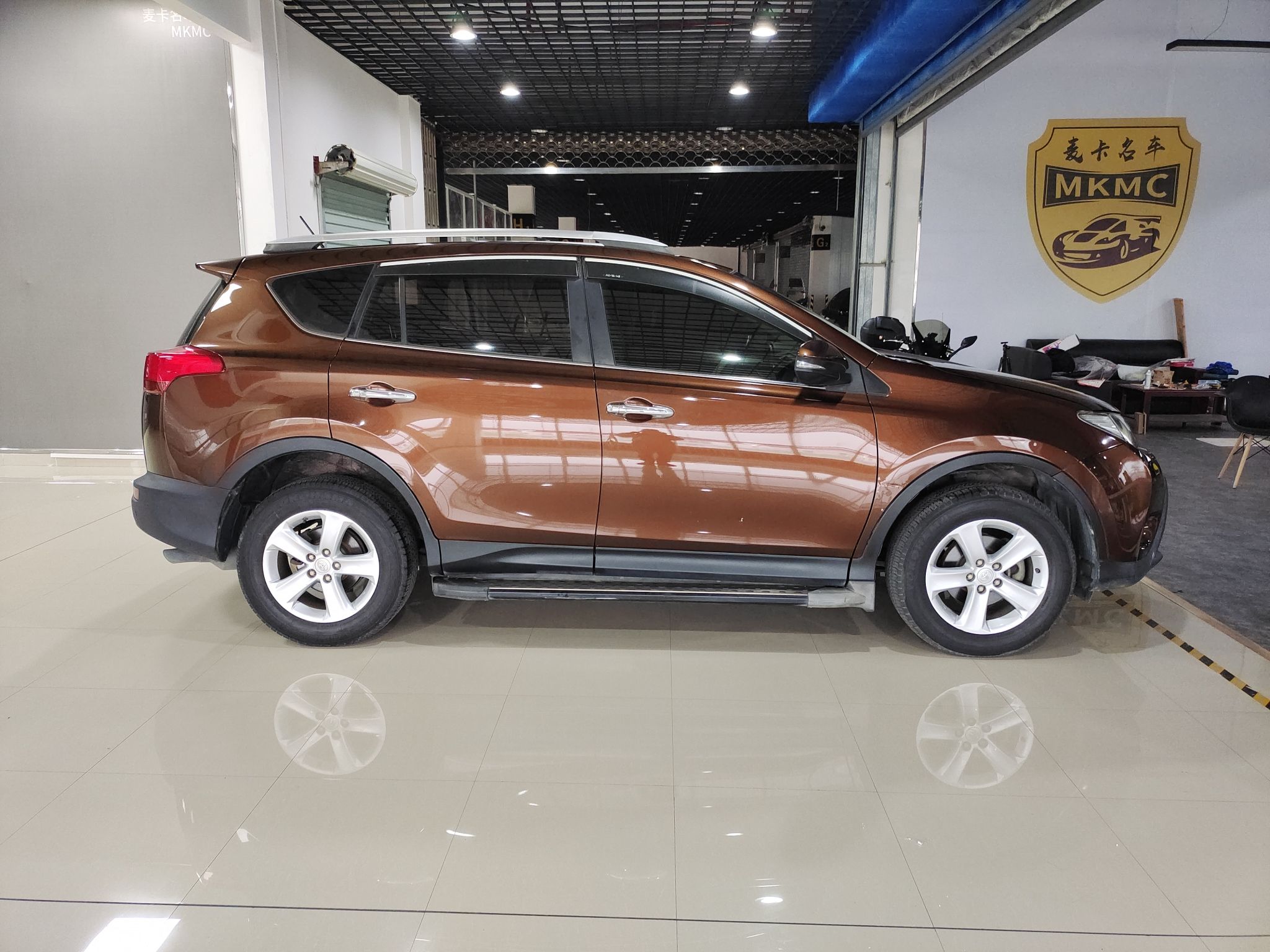 丰田 RAV4 2013款 2.5L 自动四驱精英版