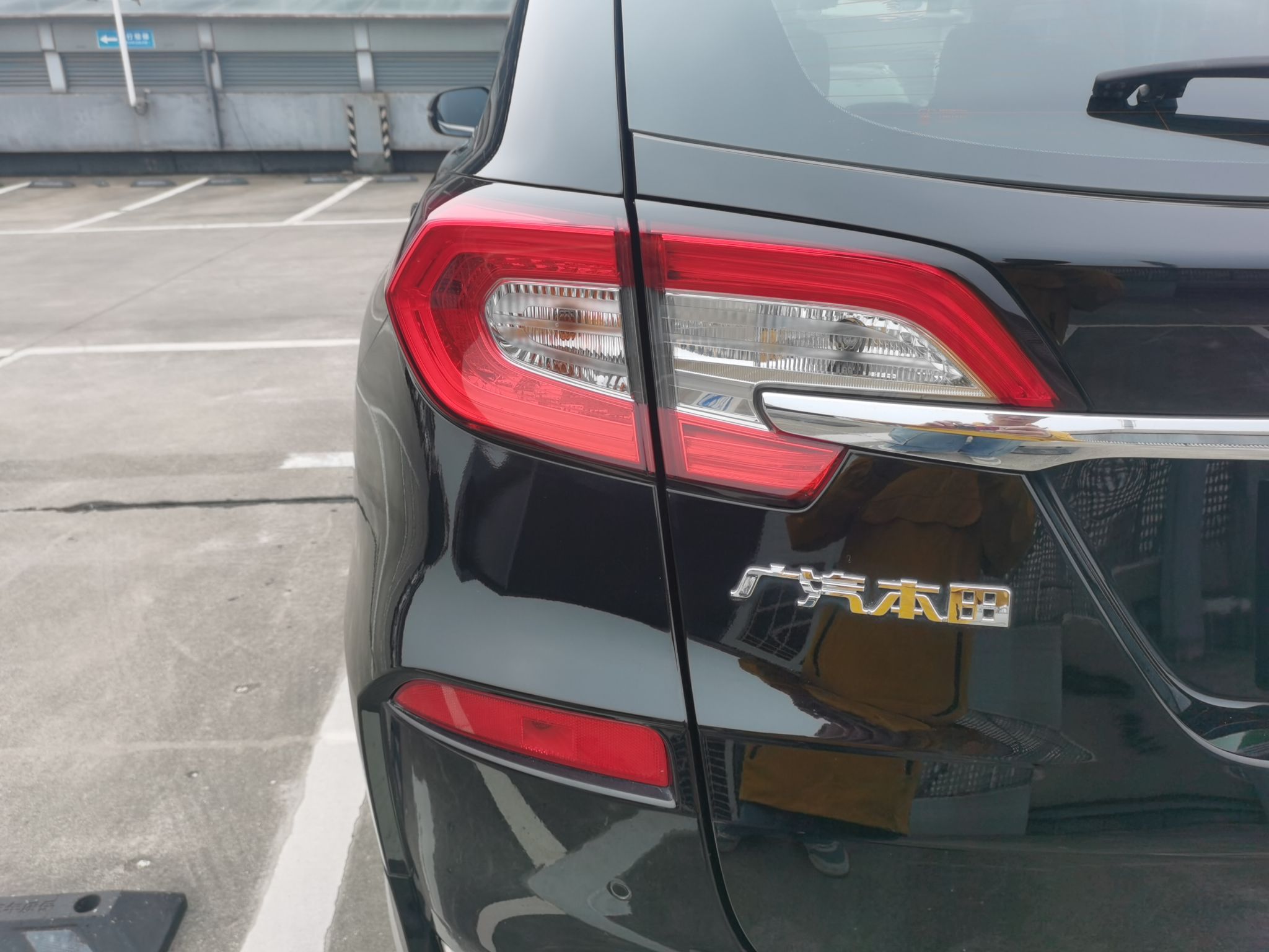 本田 冠道 2017款 240TURBO 两驱尊享版