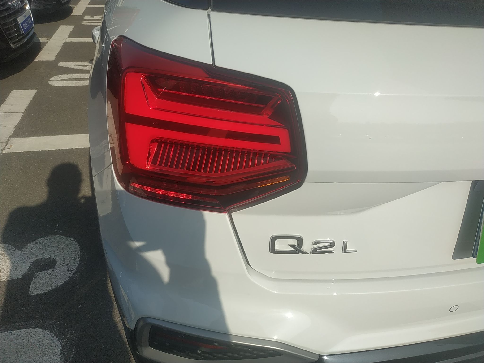 奥迪Q2L 2022款 35 TFSI 进取致雅型