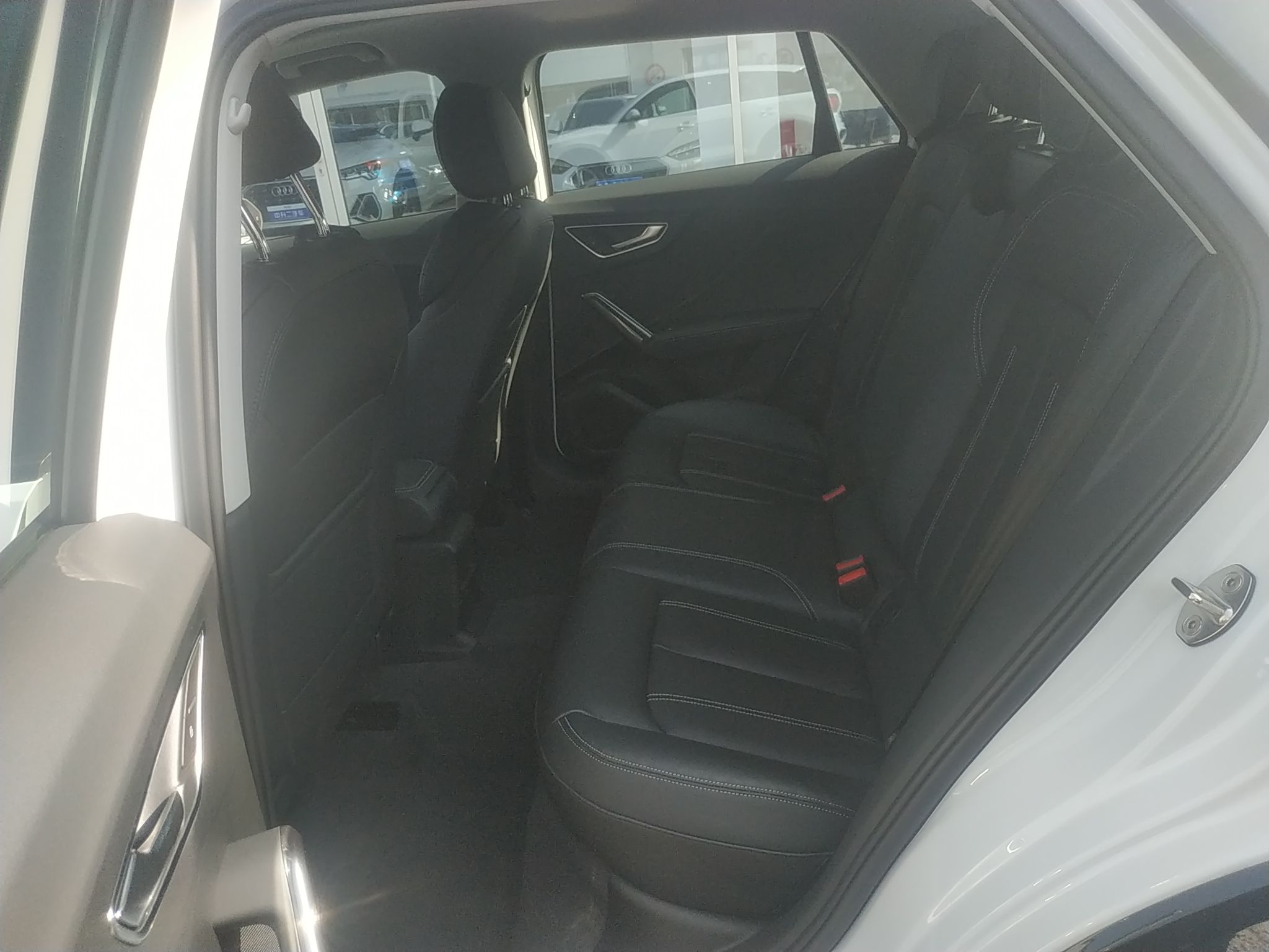 奥迪Q2L 2022款 35 TFSI 进取致雅型