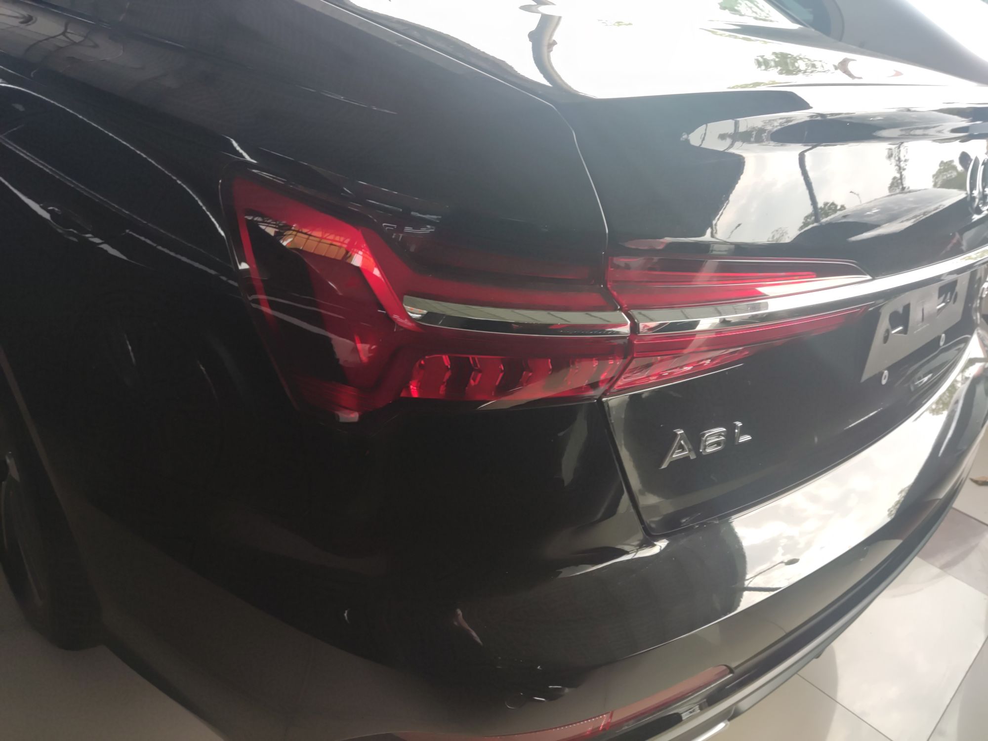 奥迪A6L 2022款 40 TFSI 豪华动感型