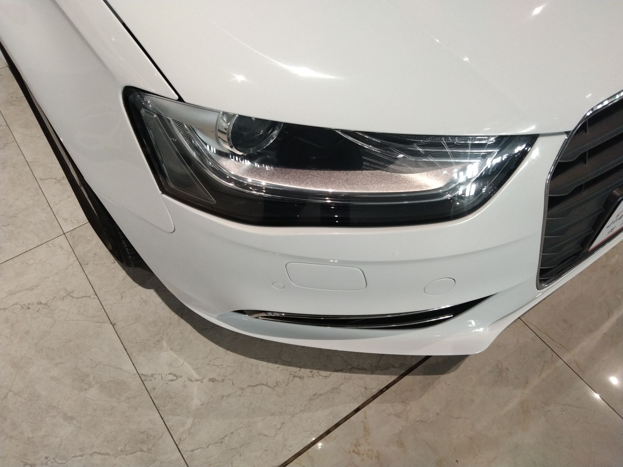 奥迪A4L 2013款 35 TFSI 自动舒适型