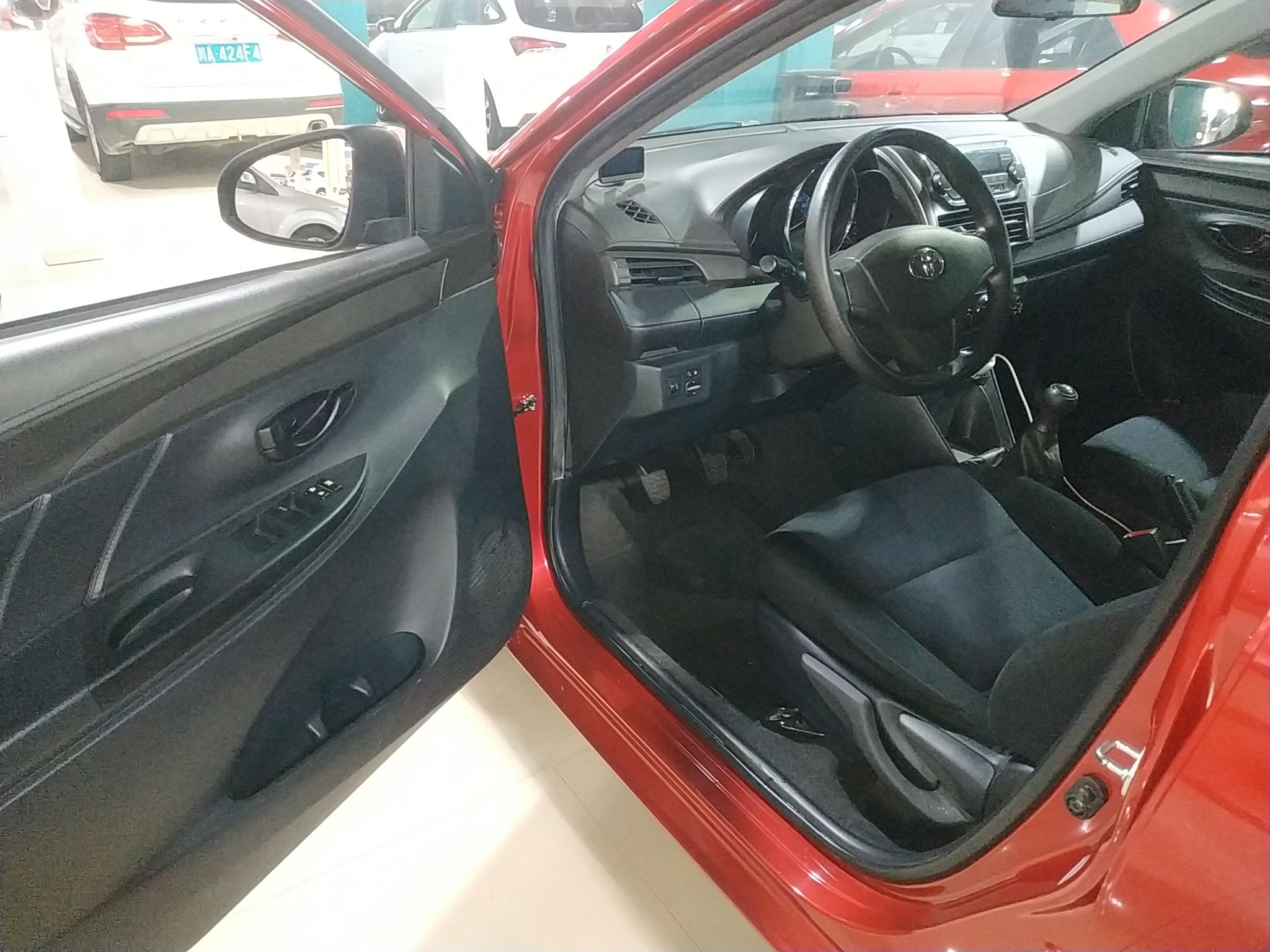 丰田 YARiS L 致炫 2014款 1.3E 手动魅动版