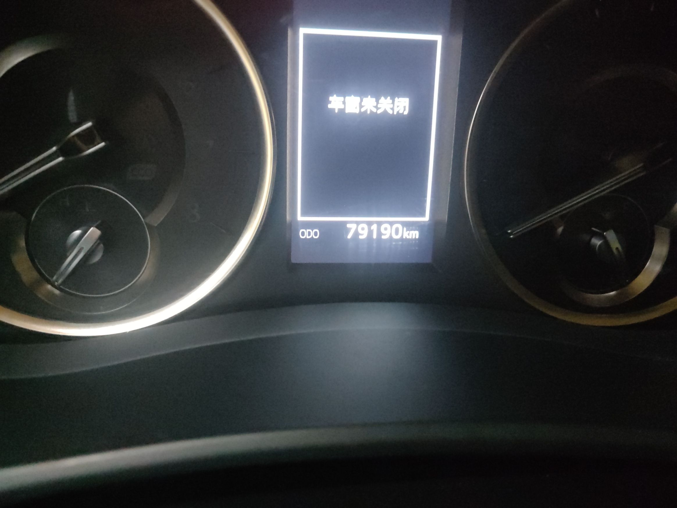 丰田 埃尔法 2018款 改款 3.5L 豪华版(进口)