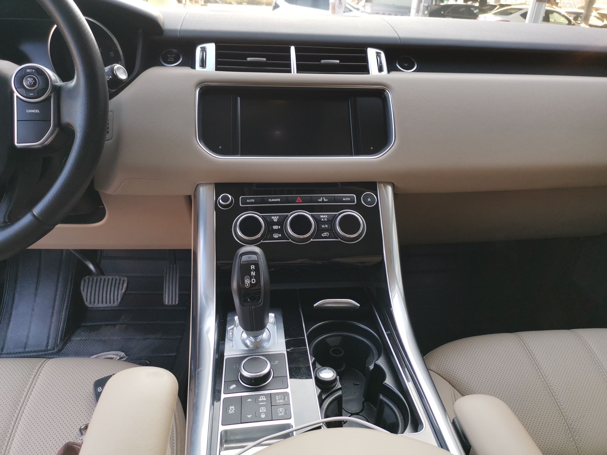 路虎 揽胜运动版 2014款 3.0 V6 SC HSE(进口)