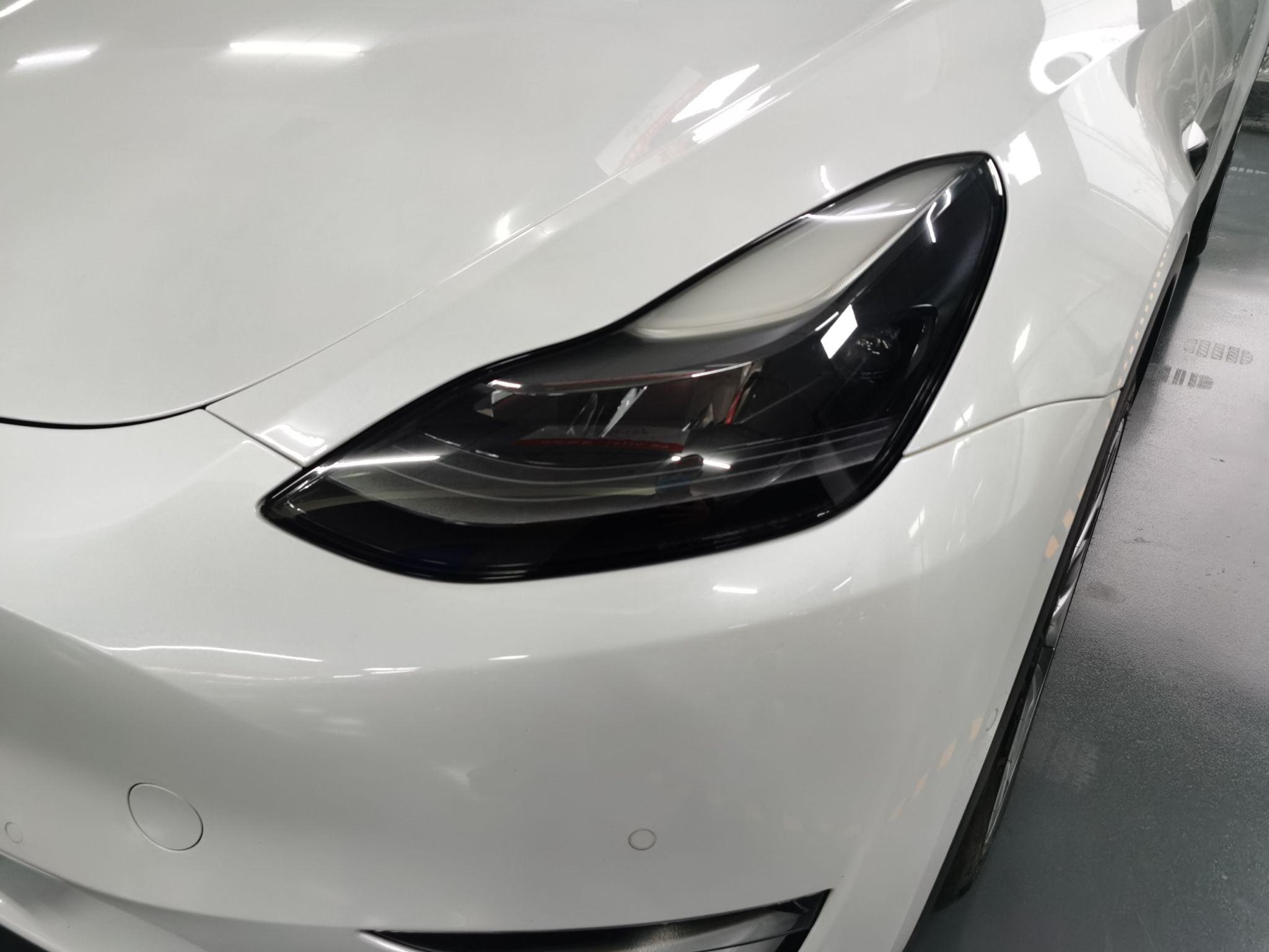 特斯拉 Model Y 2021款 标准续航后驱版