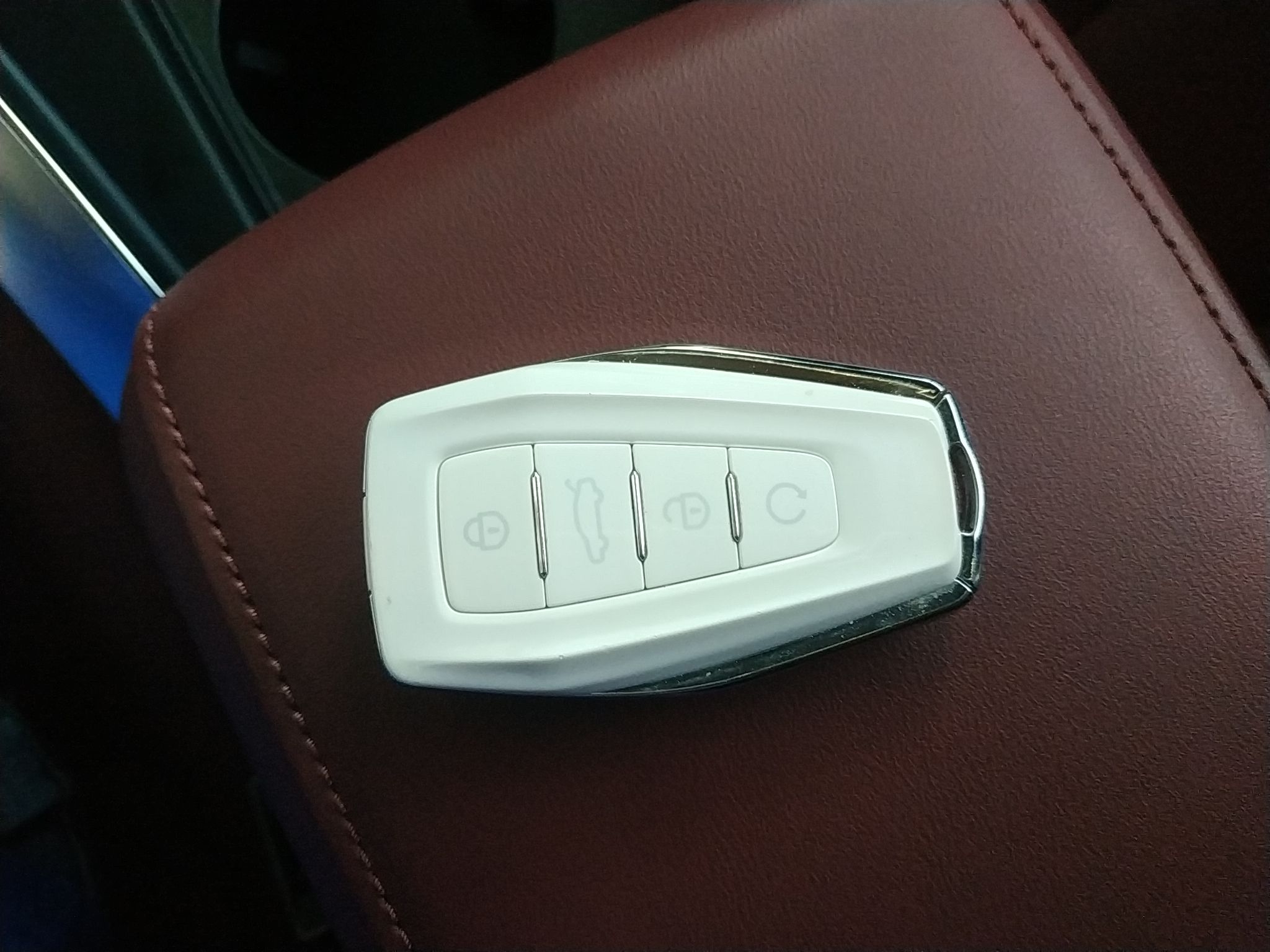 吉利汽车 2022款 博越X 1.8TD DCT智领型