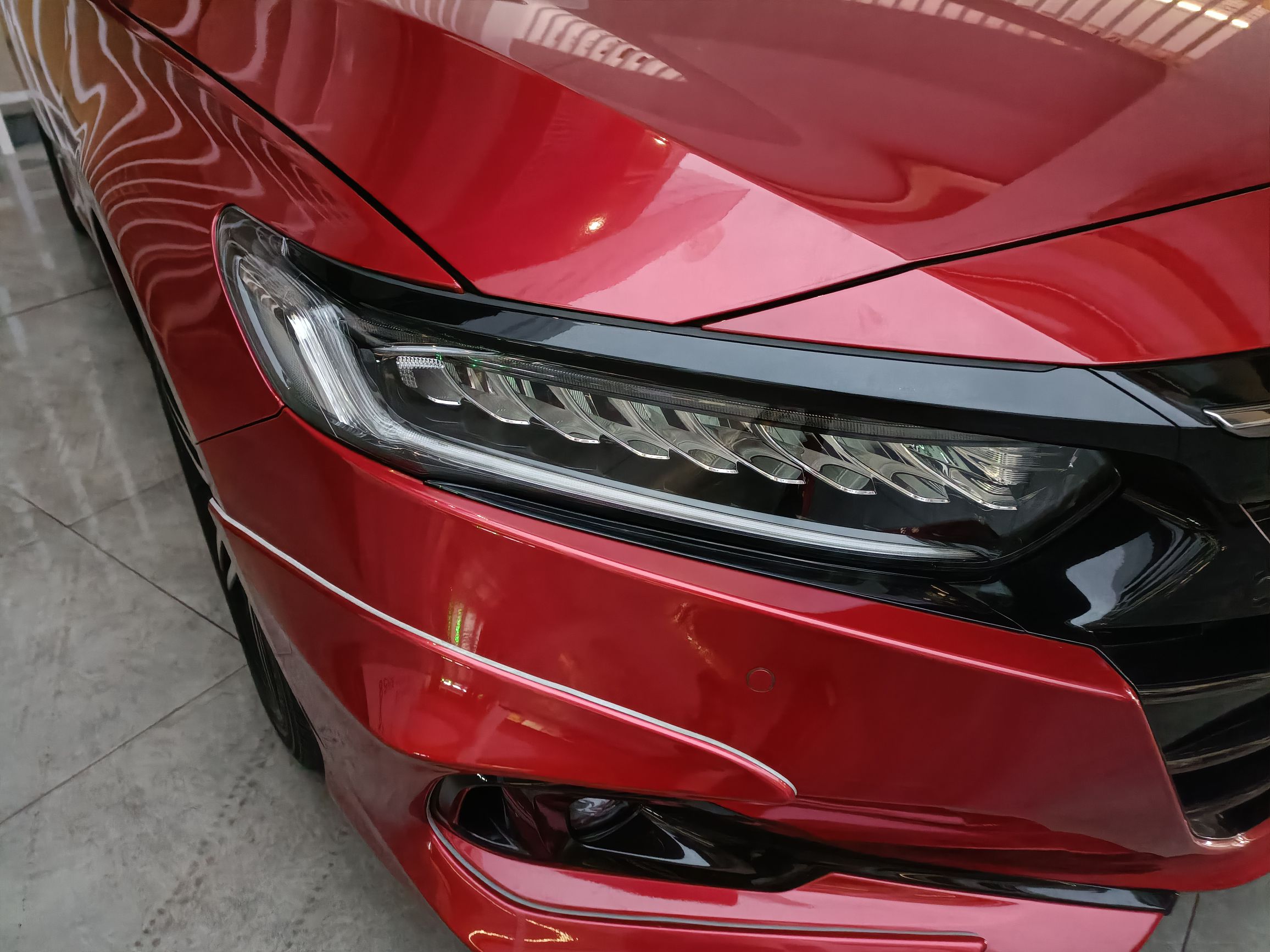 本田 雅阁 2022款 锐·混动 2.0L 幻夜·锐尊版