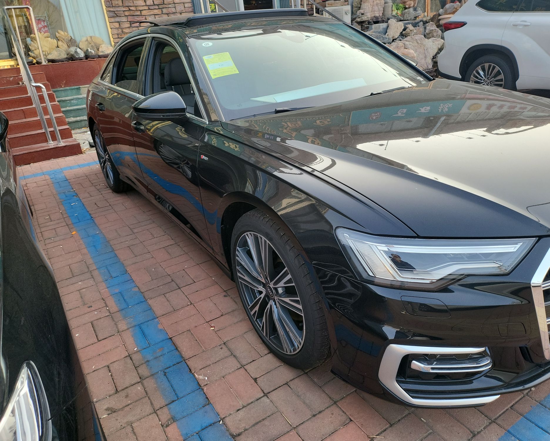 奥迪A6L 2023款 45 TFSI 臻选动感型